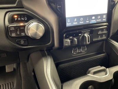 2022 RAM 1500 Laramie Crew Cab 4x4 6'4" Box