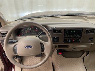 2004 Ford Super Duty F-250 XL