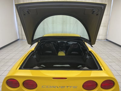 2004 Chevrolet Corvette 2dr Cpe