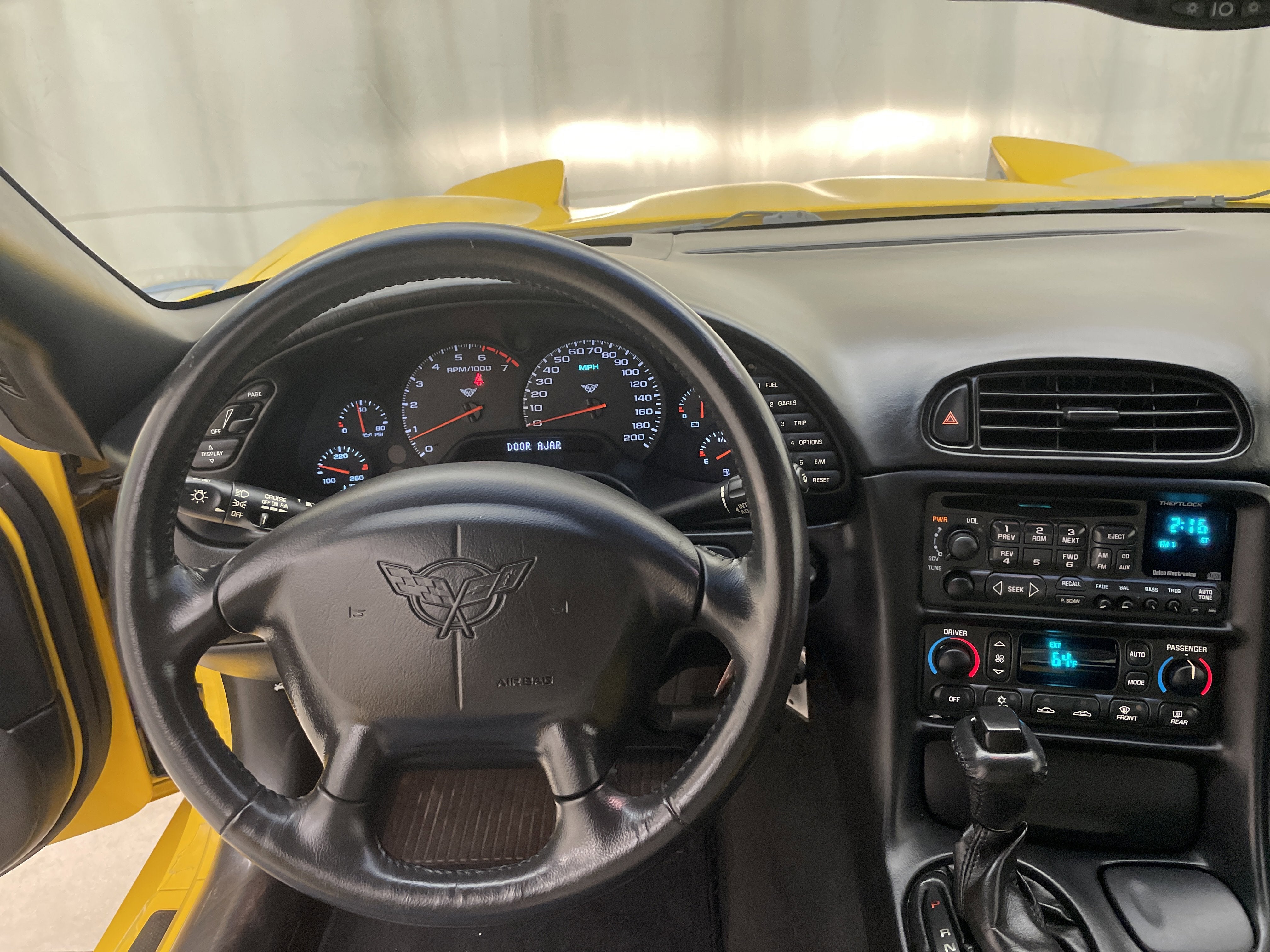2004 Chevrolet Corvette 2dr Cpe