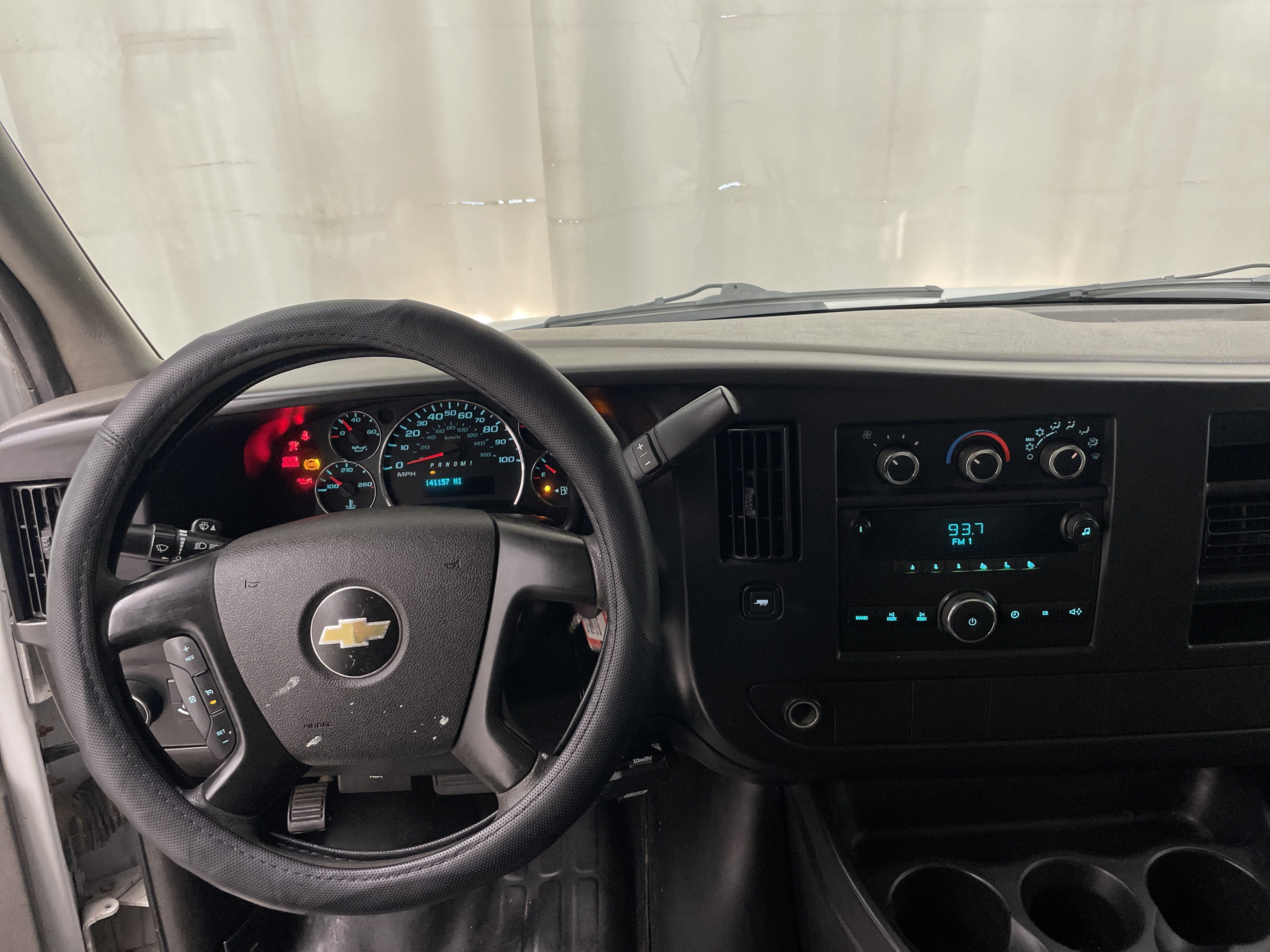 2014 Chevrolet Express Cutaway 3500 3500