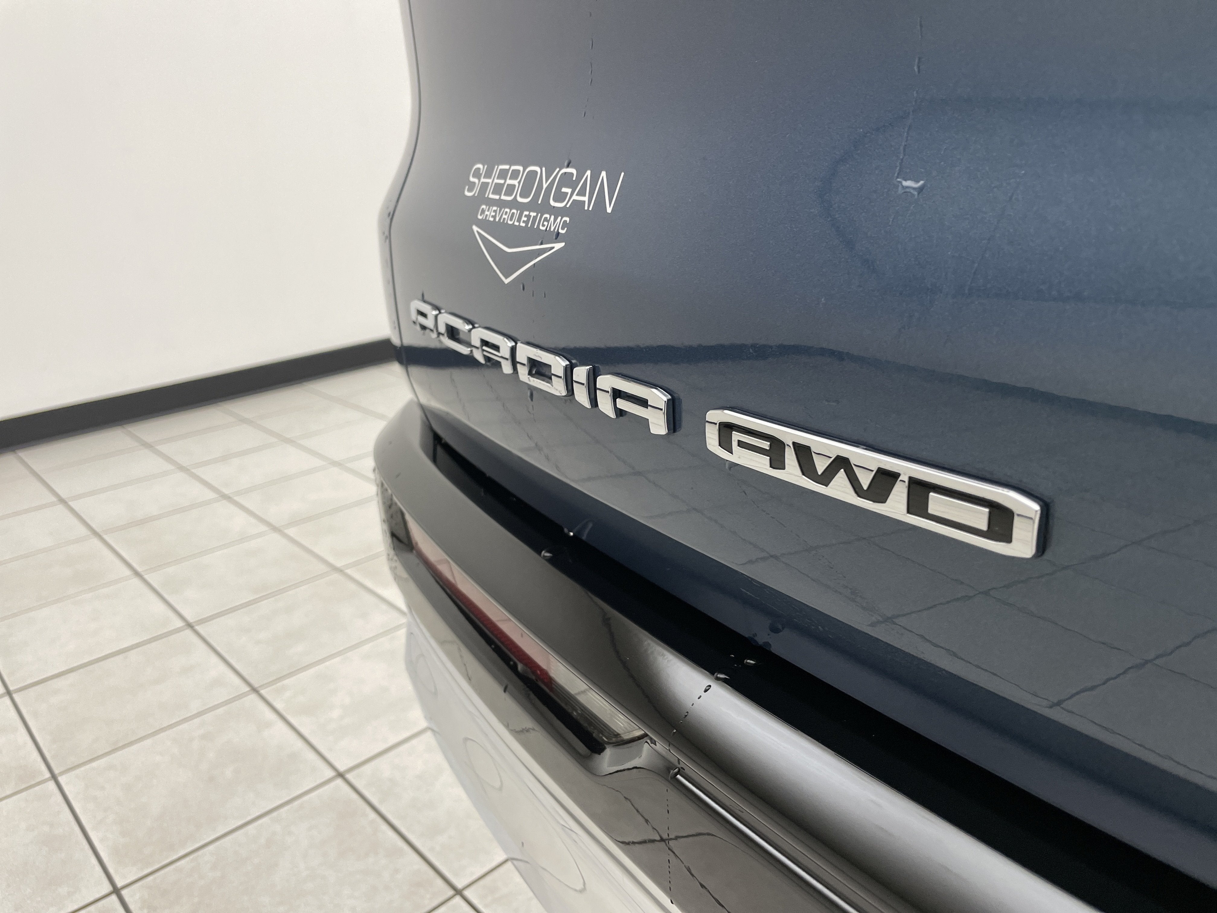 2025 GMC Acadia Denali