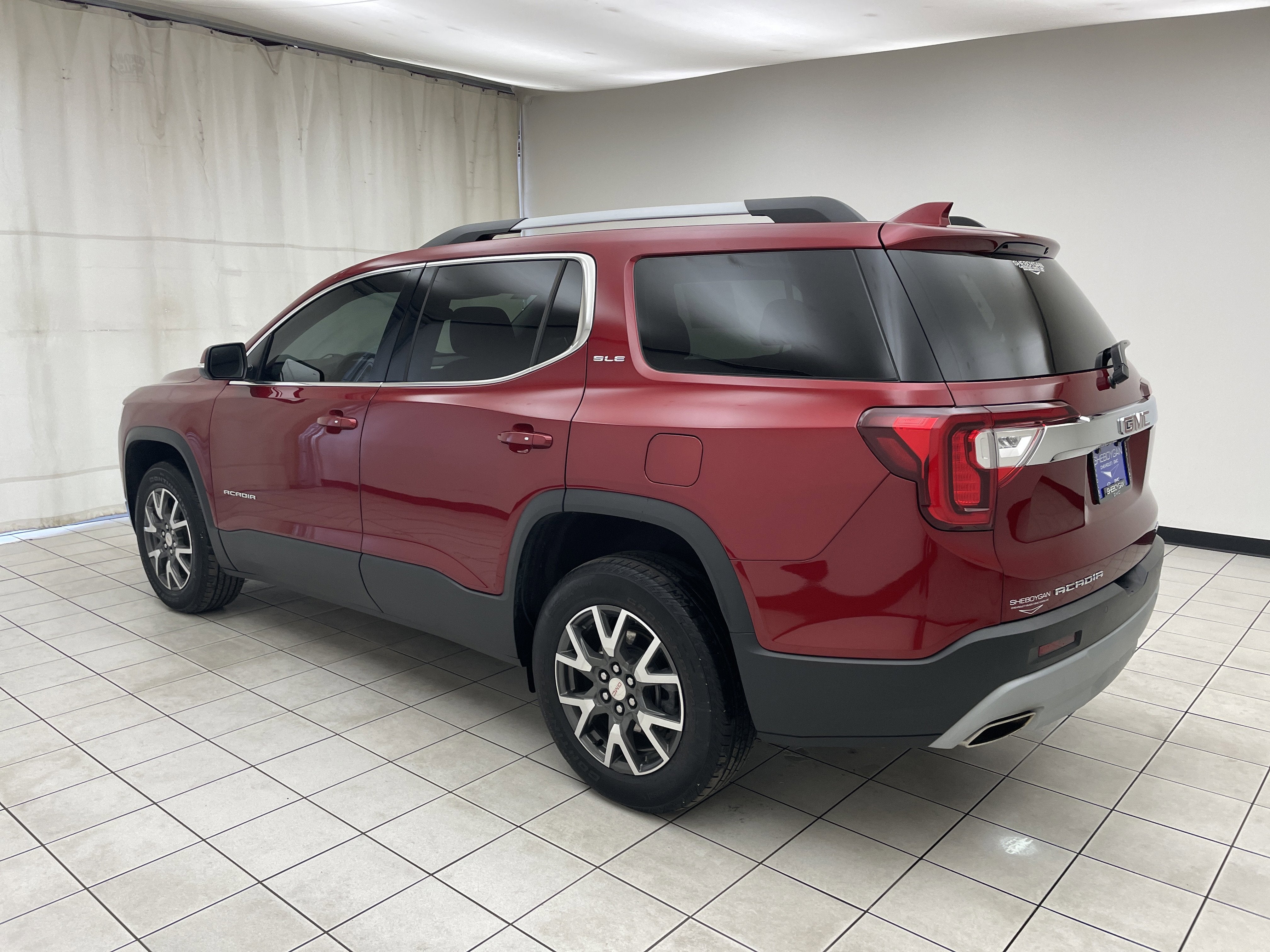 2023 GMC Acadia SLE