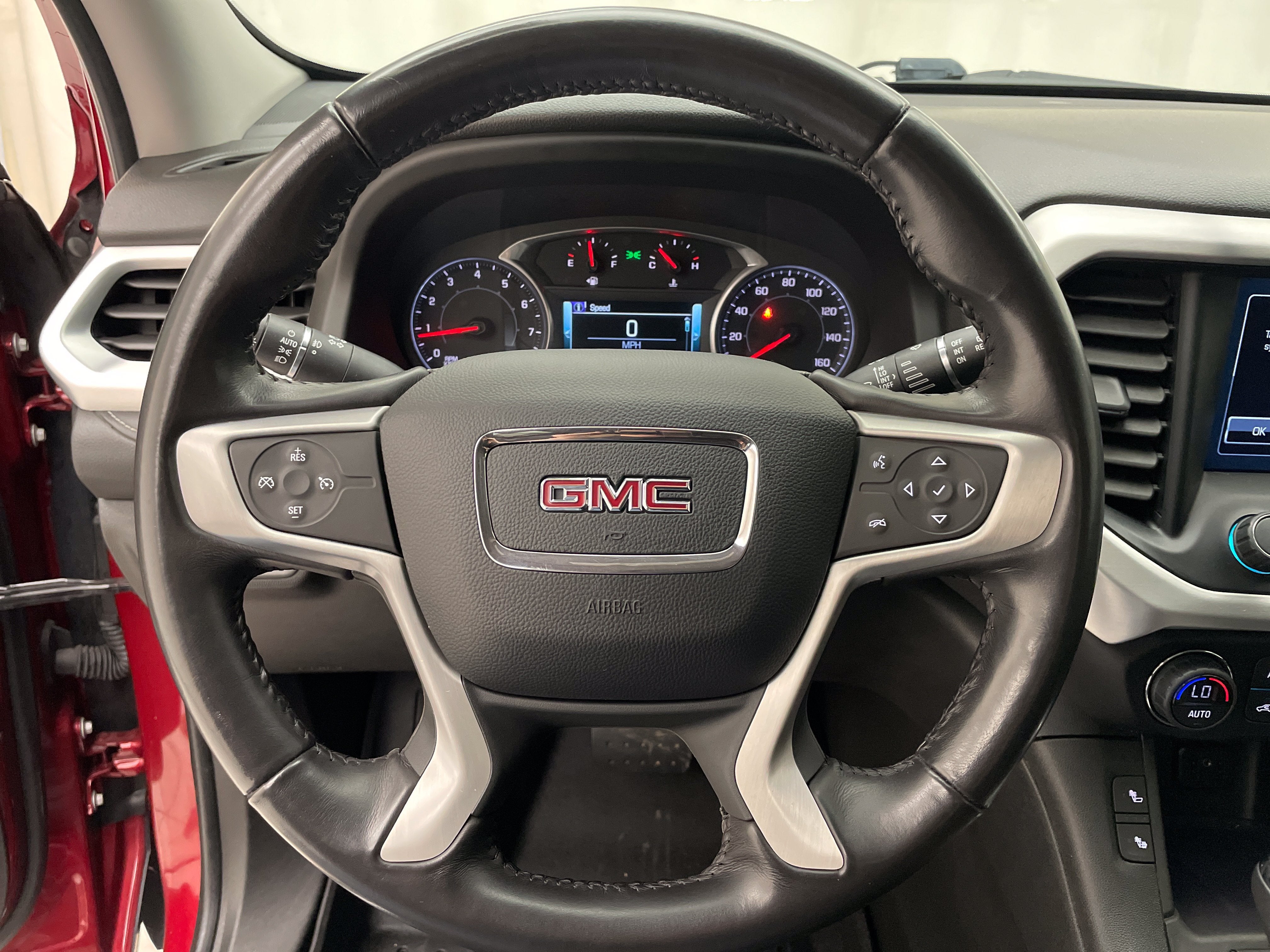 2019 GMC Acadia SLT