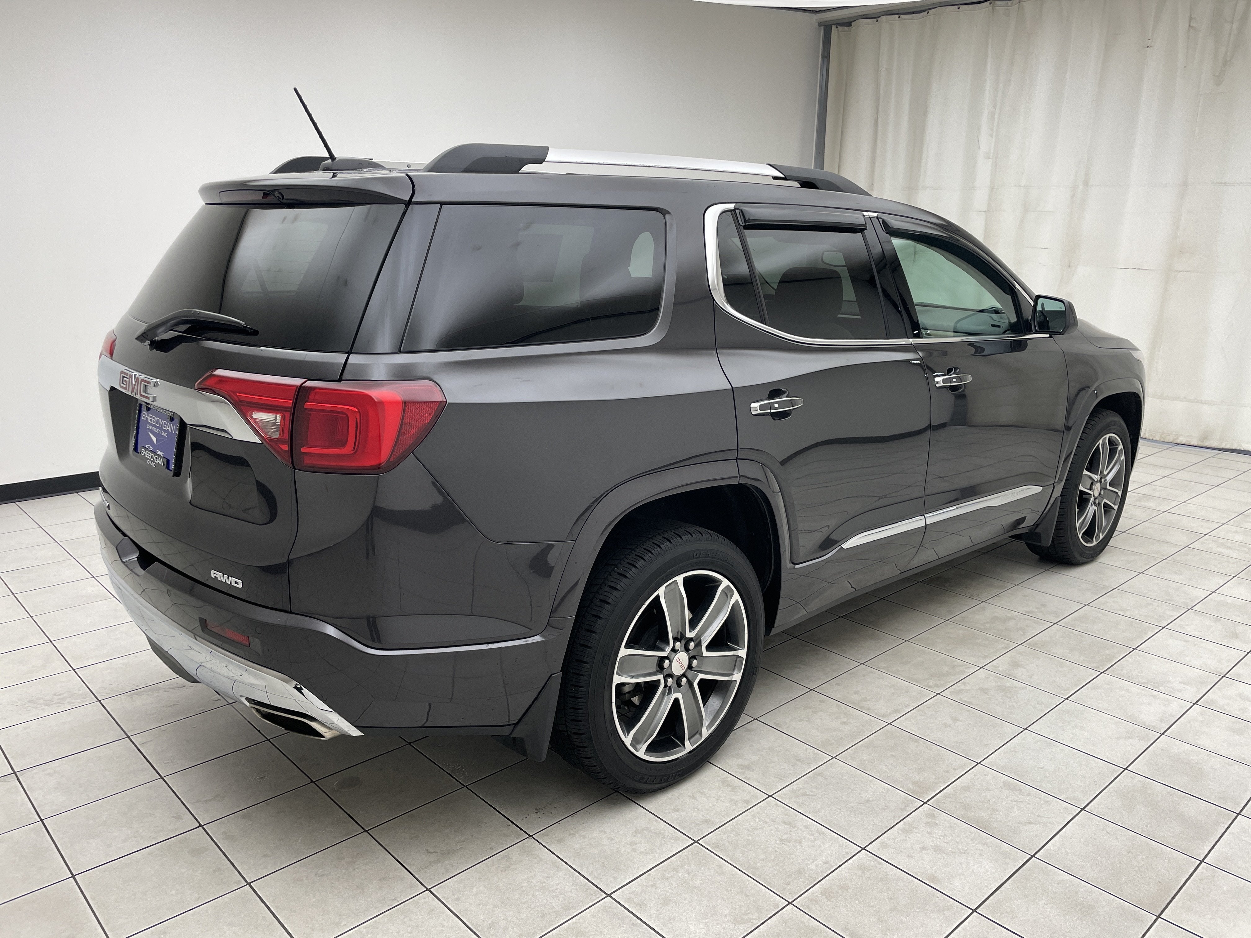 2017 GMC Acadia Denali