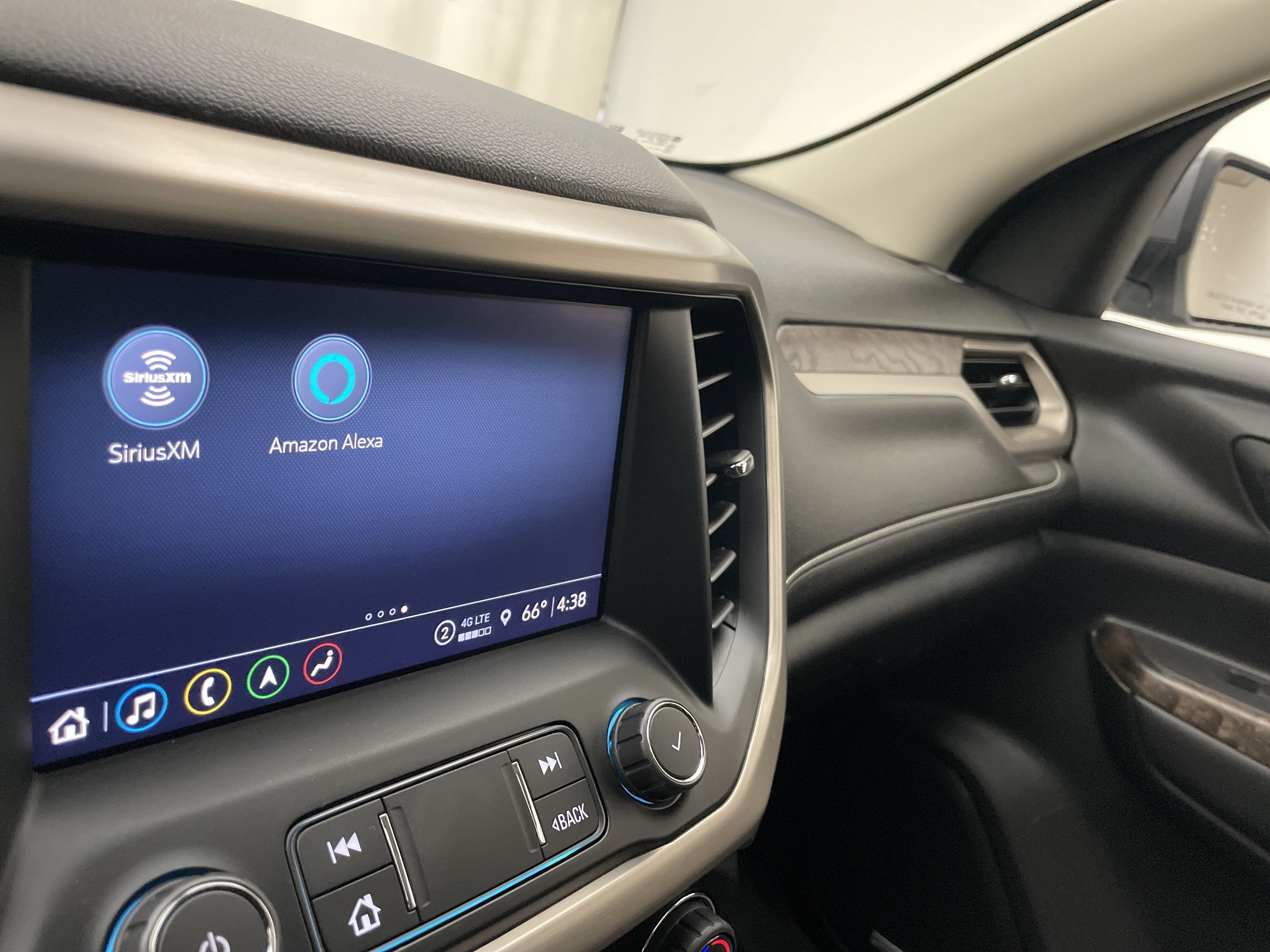 2021 GMC Acadia Denali