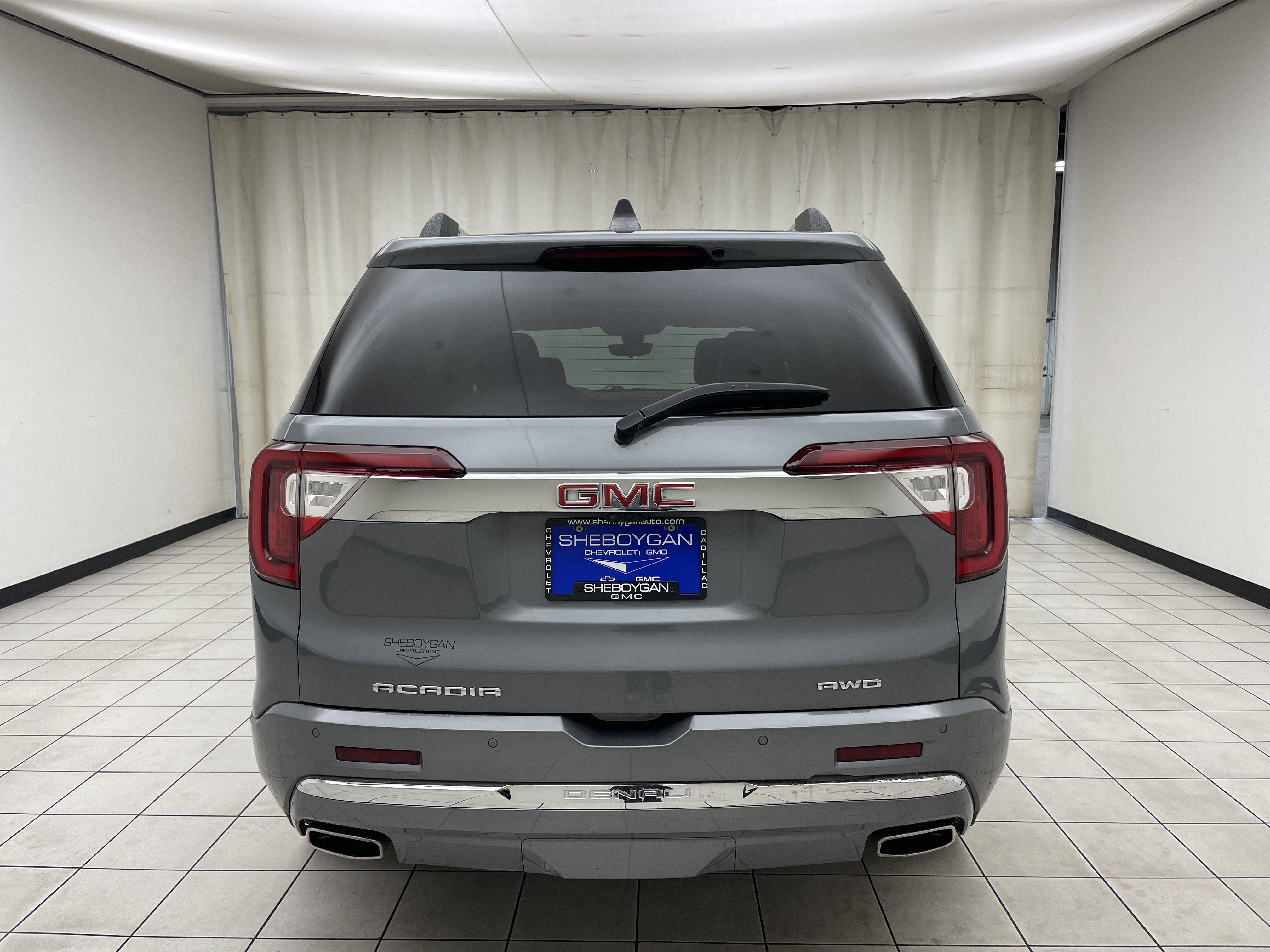2021 GMC Acadia Denali