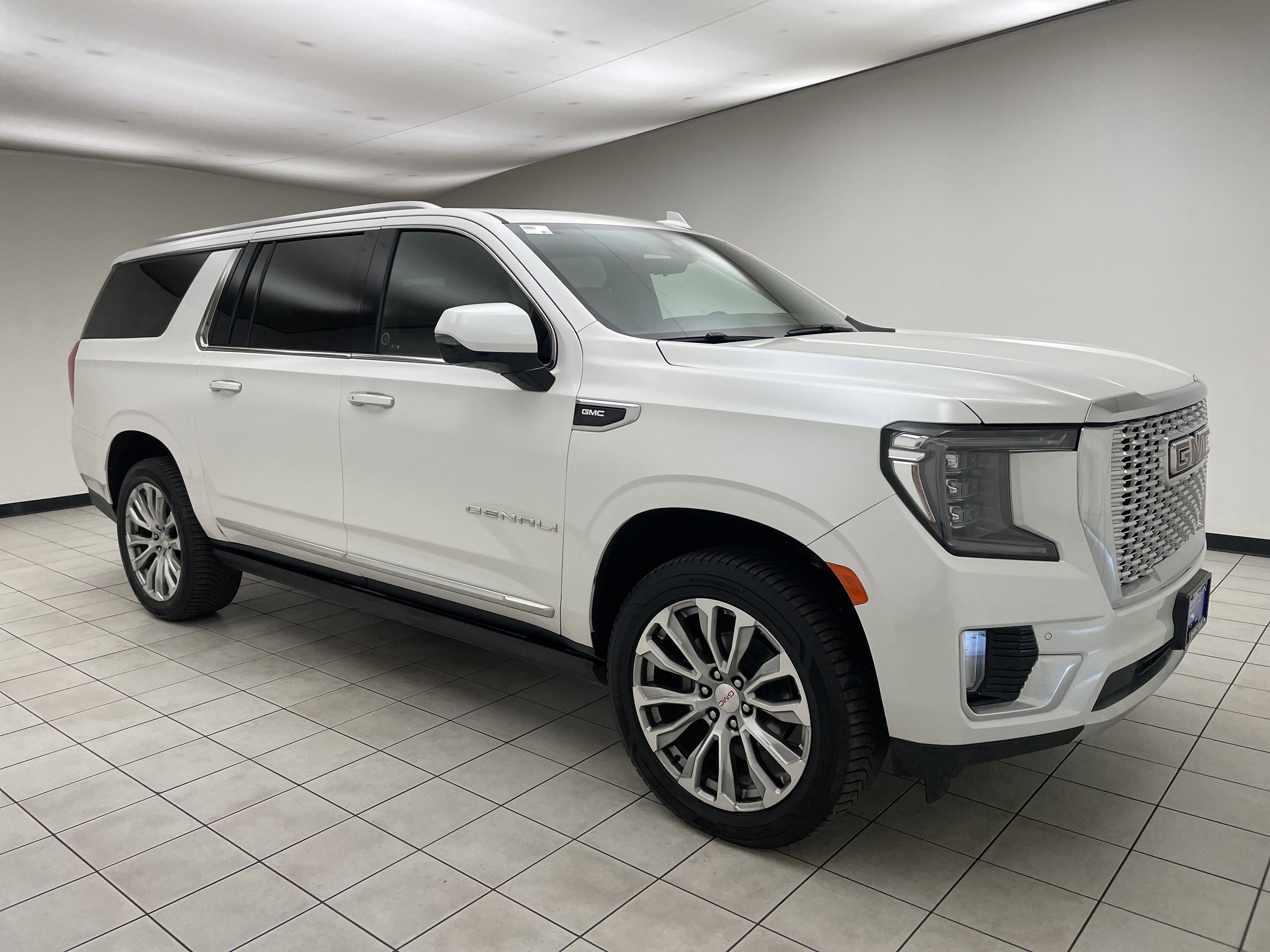 2022 GMC Yukon XL Denali