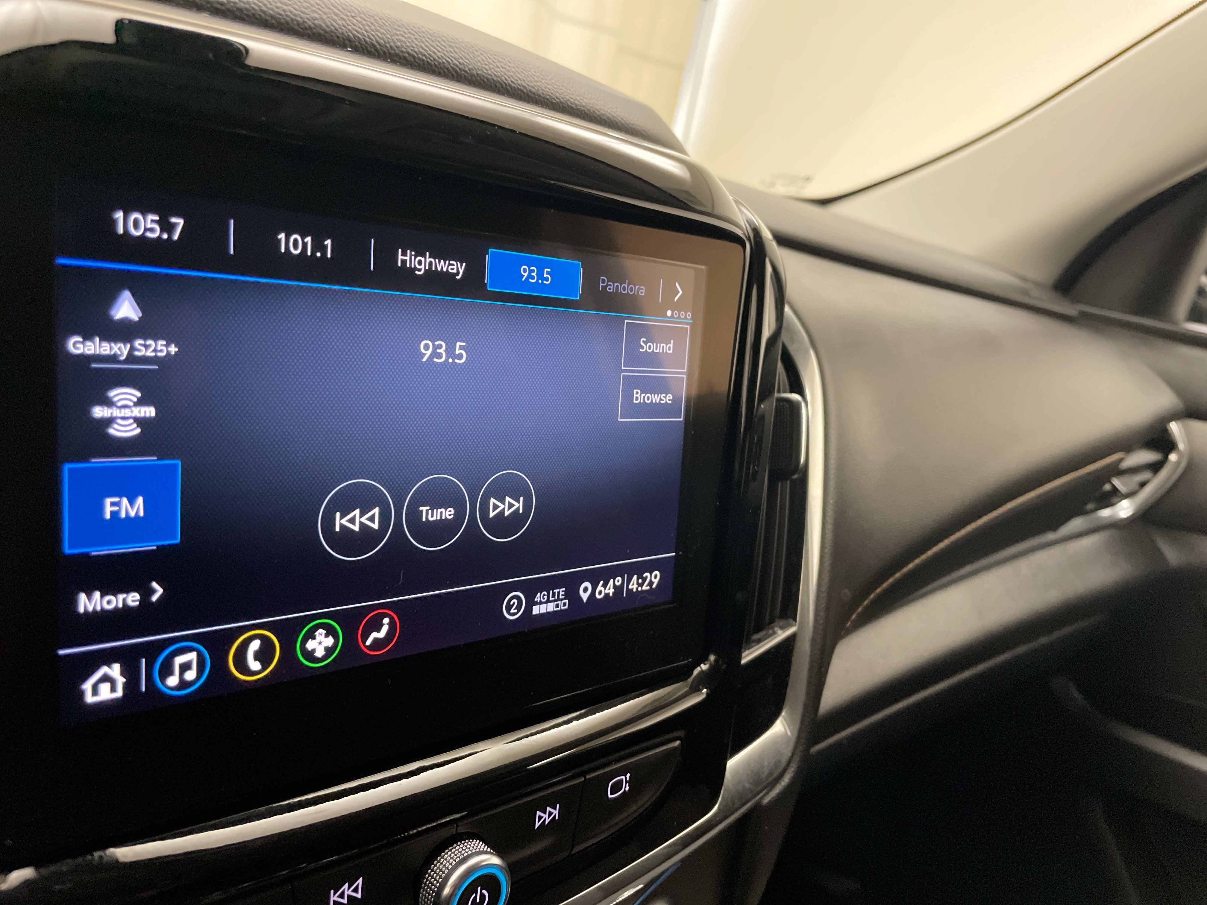 2020 Chevrolet Traverse 1LT - Photo 15