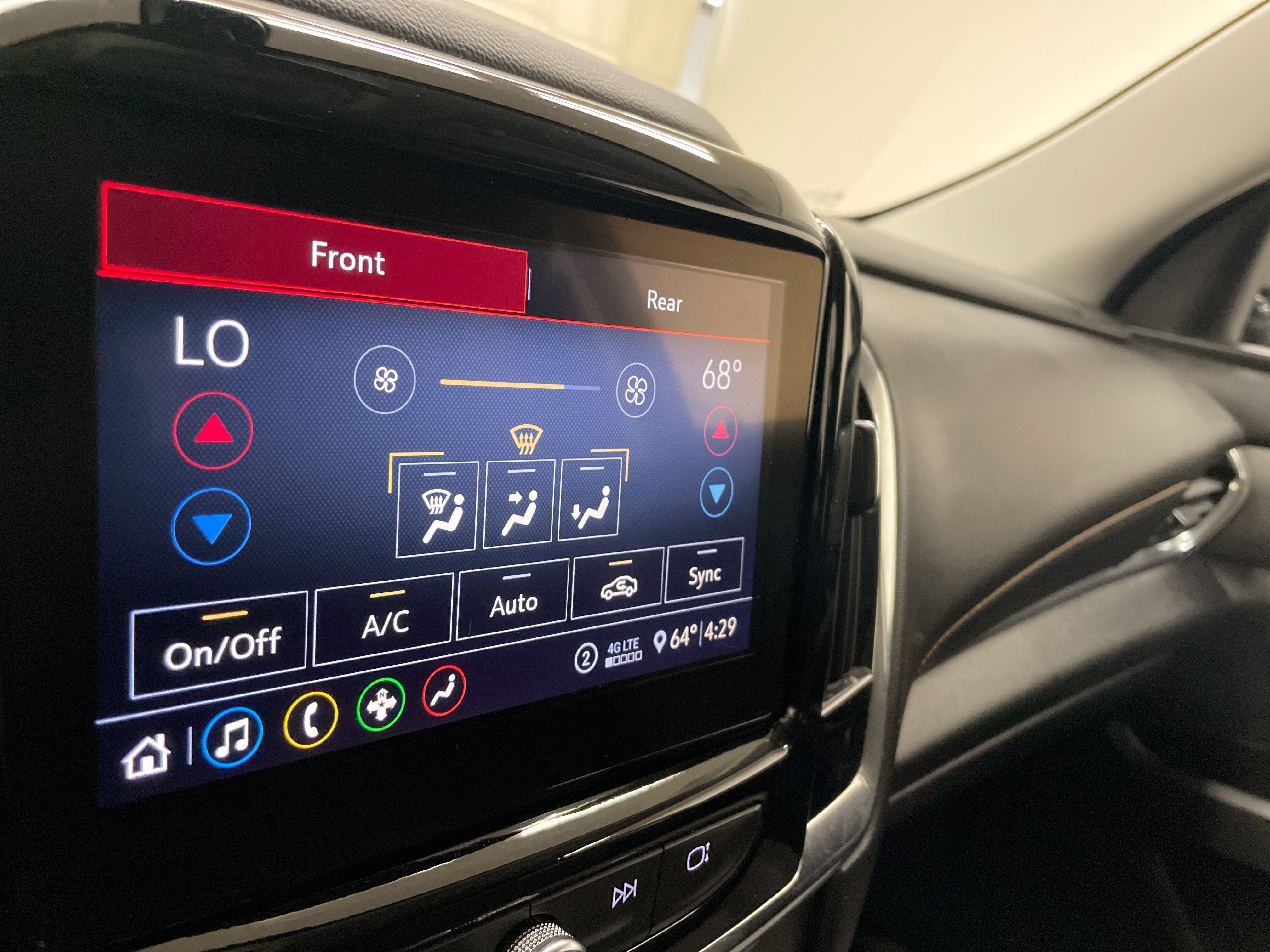 2020 Chevrolet Traverse 1LT - Photo 18