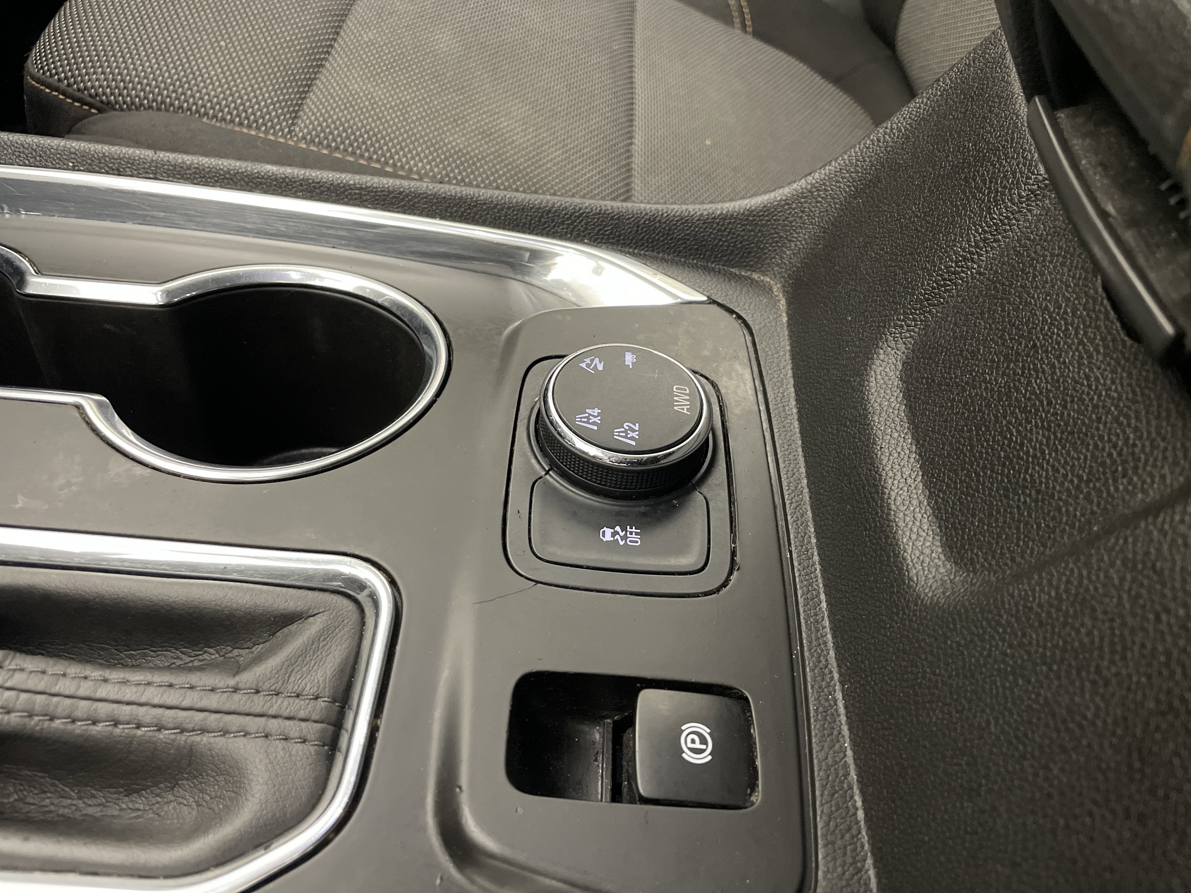 2020 Chevrolet Traverse 1LT - Photo 24