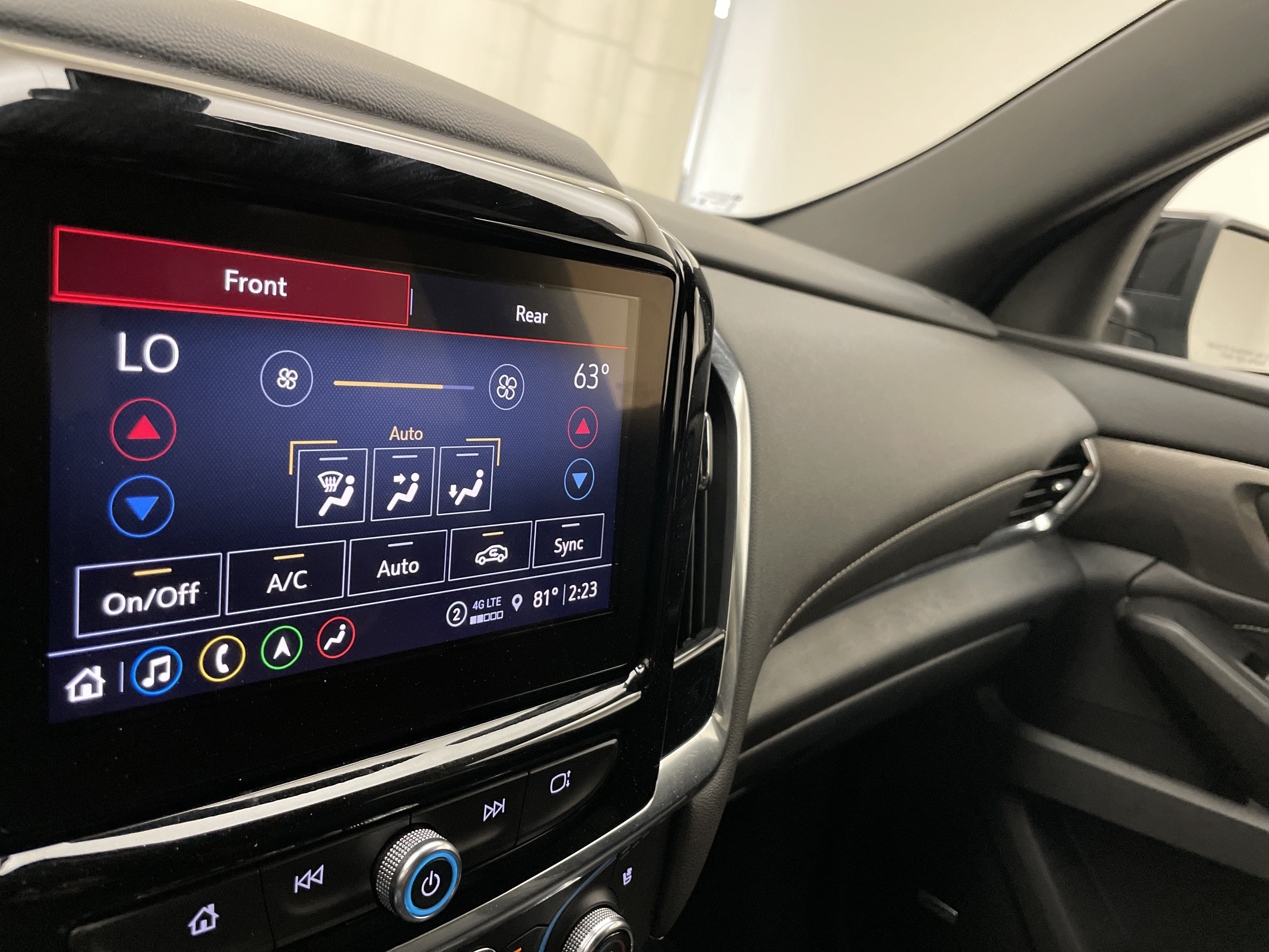 2023 Chevrolet Traverse Premier