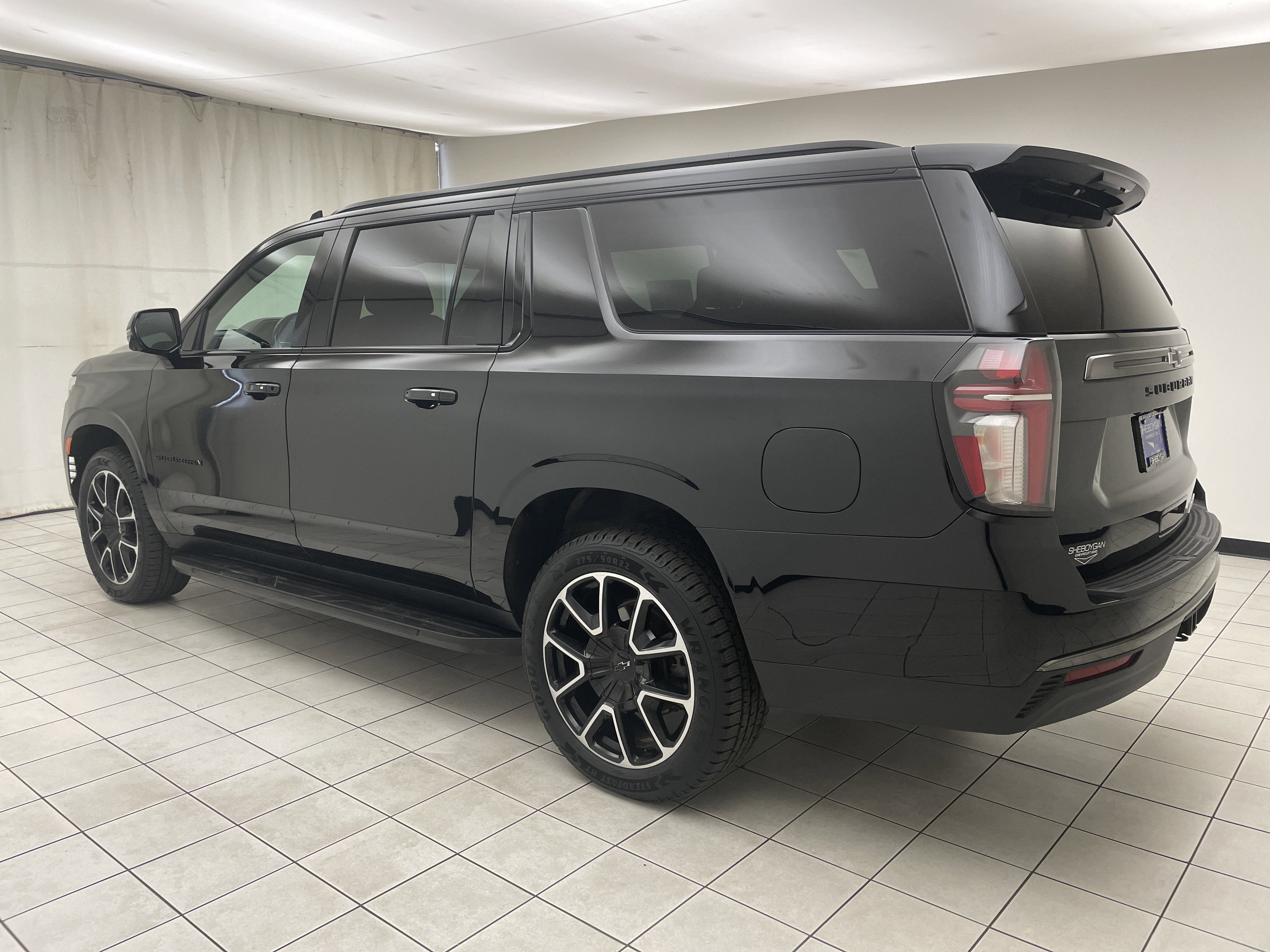 2022 Chevrolet Suburban RST