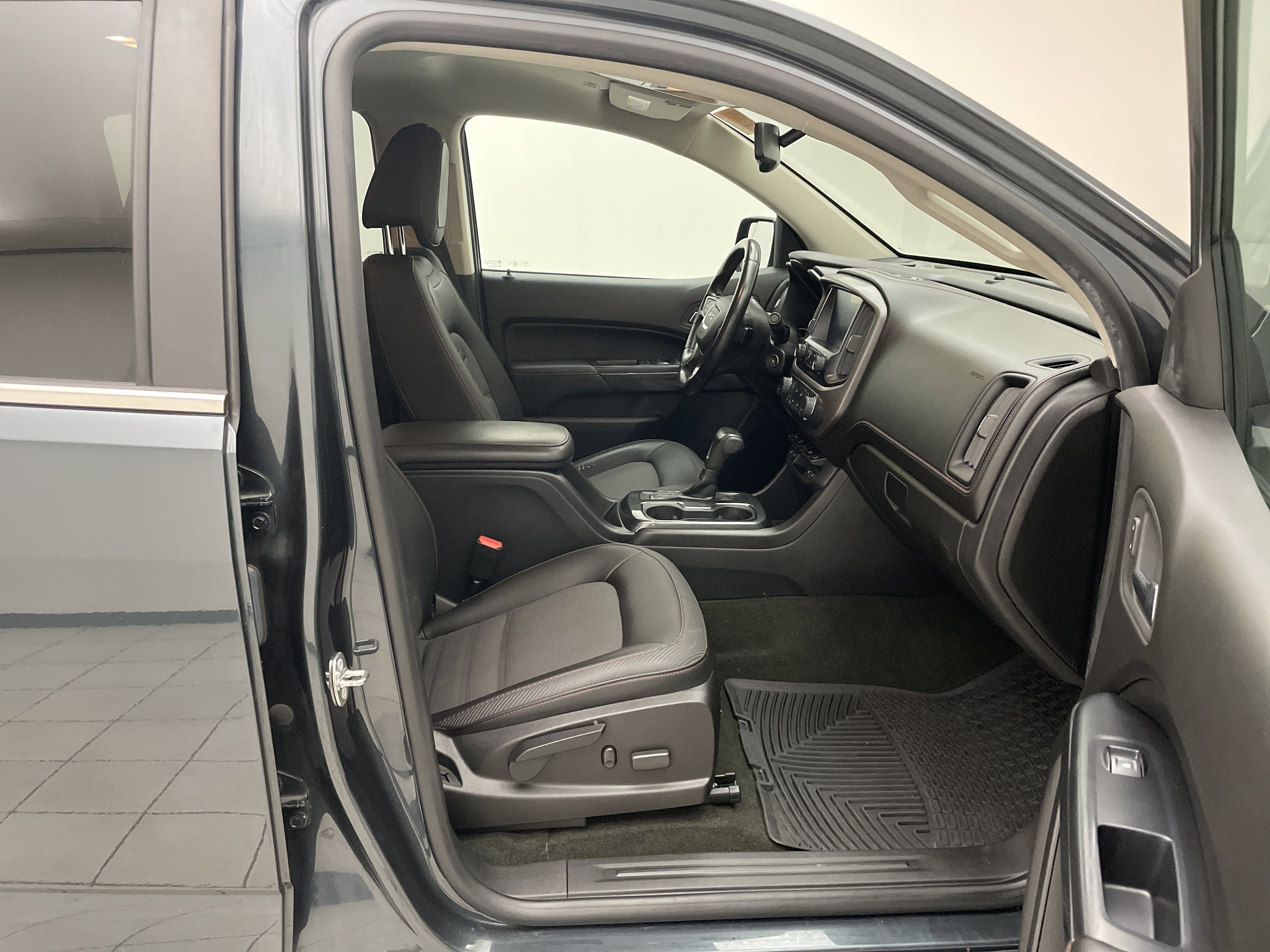 2017 GMC Canyon 4WD SLE