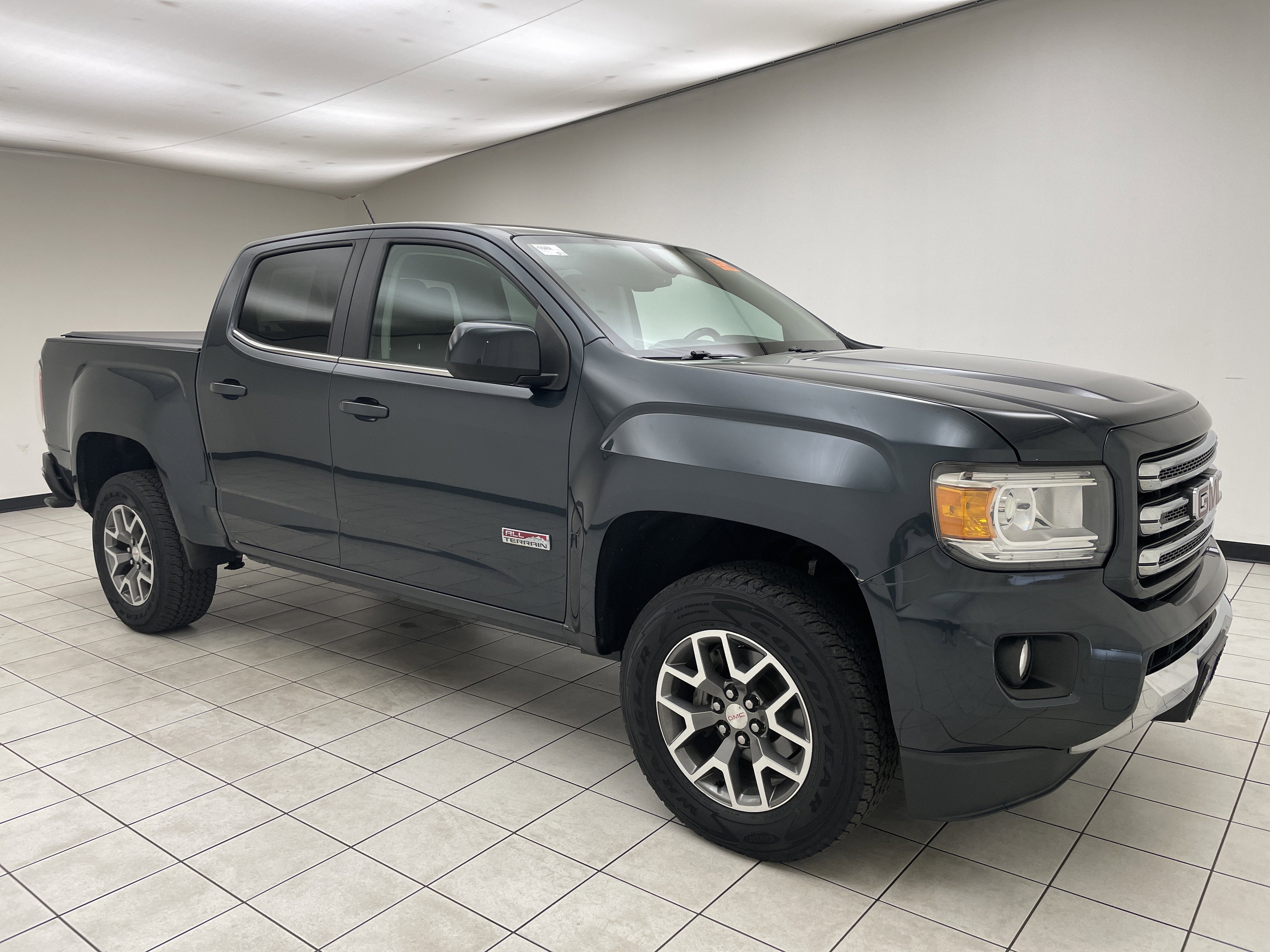 2017 GMC Canyon 4WD SLE