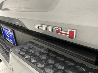 2023 GMC Canyon 4WD AT4