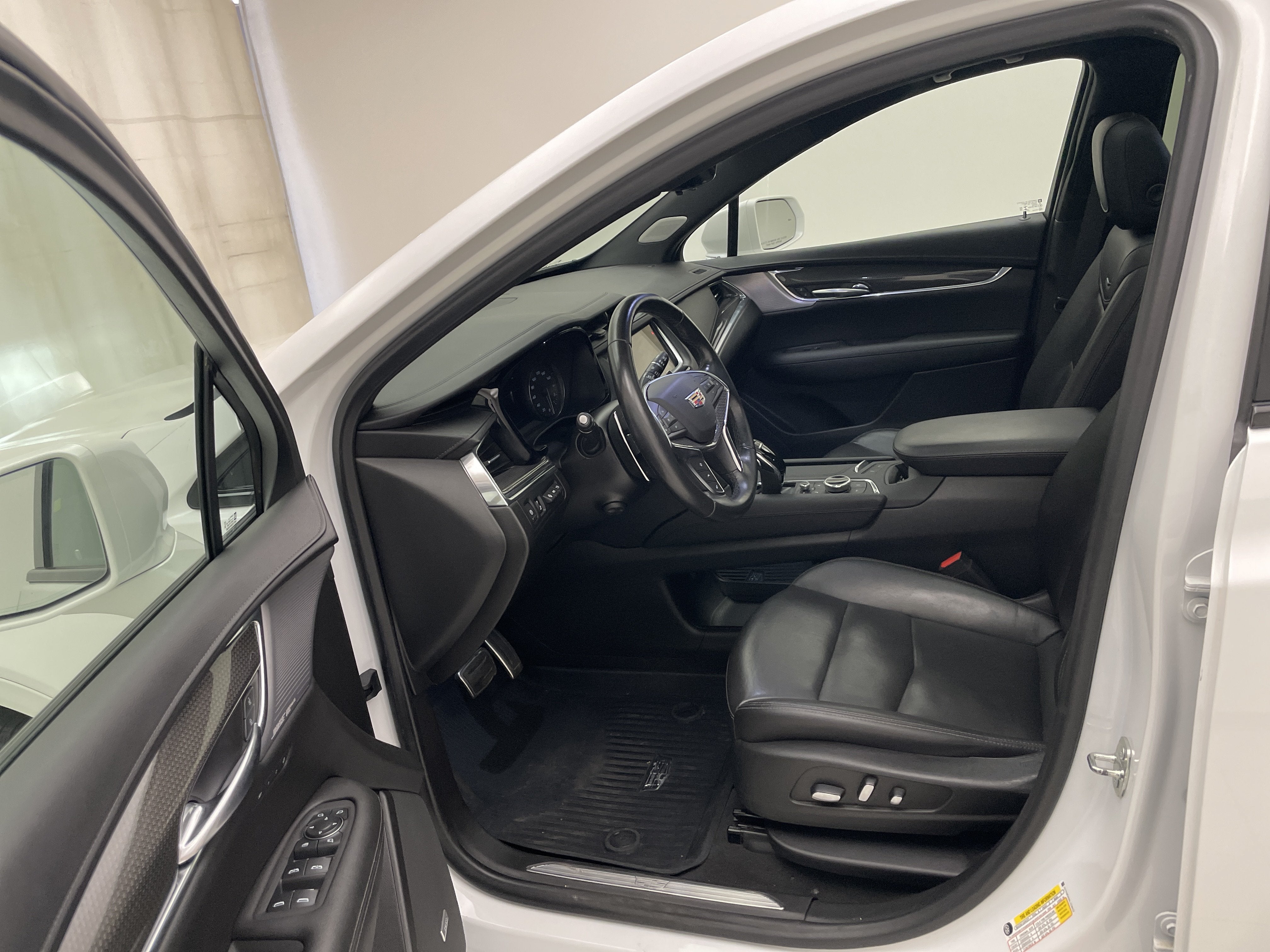 2020 Cadillac XT5 Sport - Photo 35