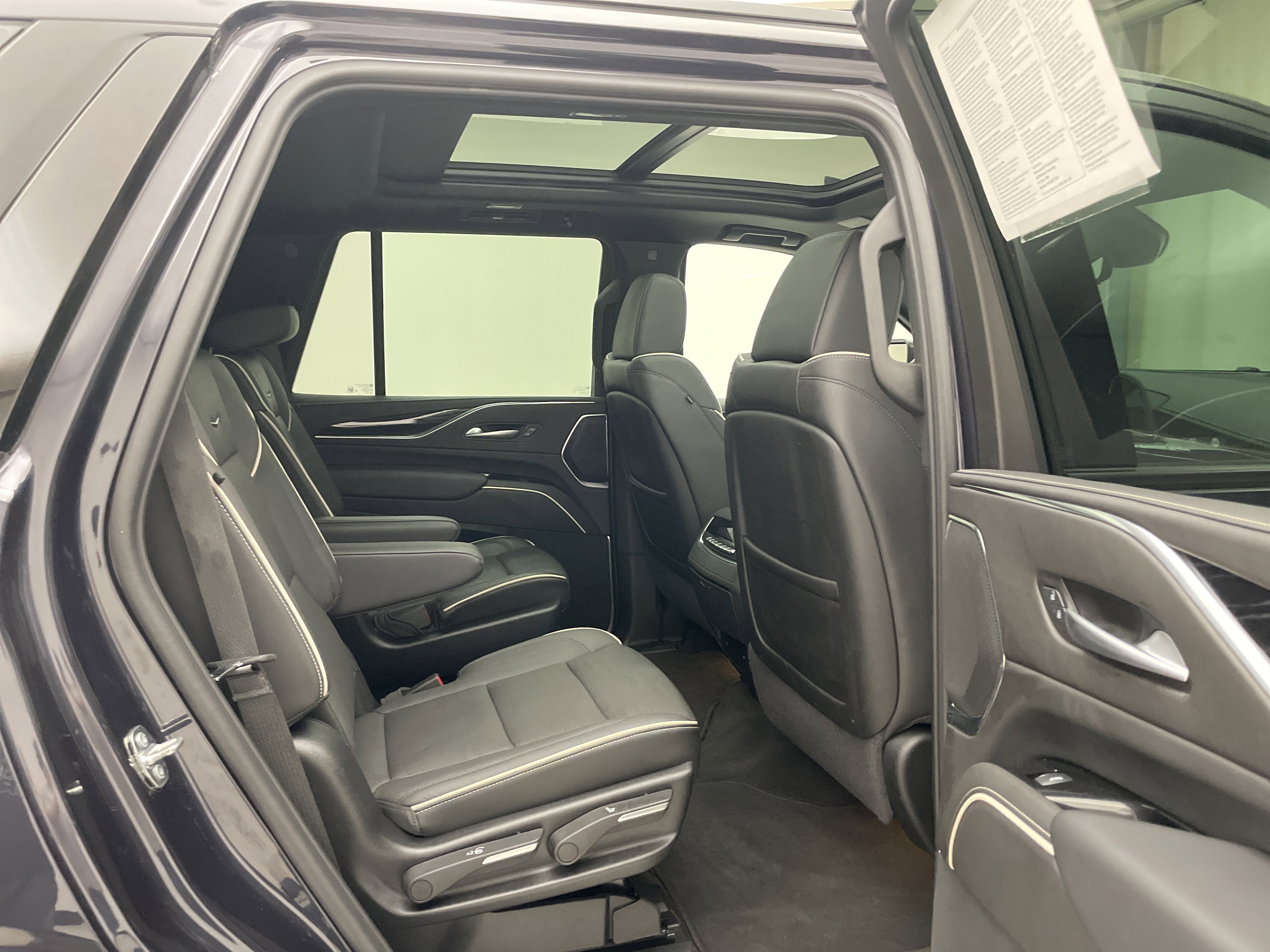 2024 Cadillac Escalade Sport