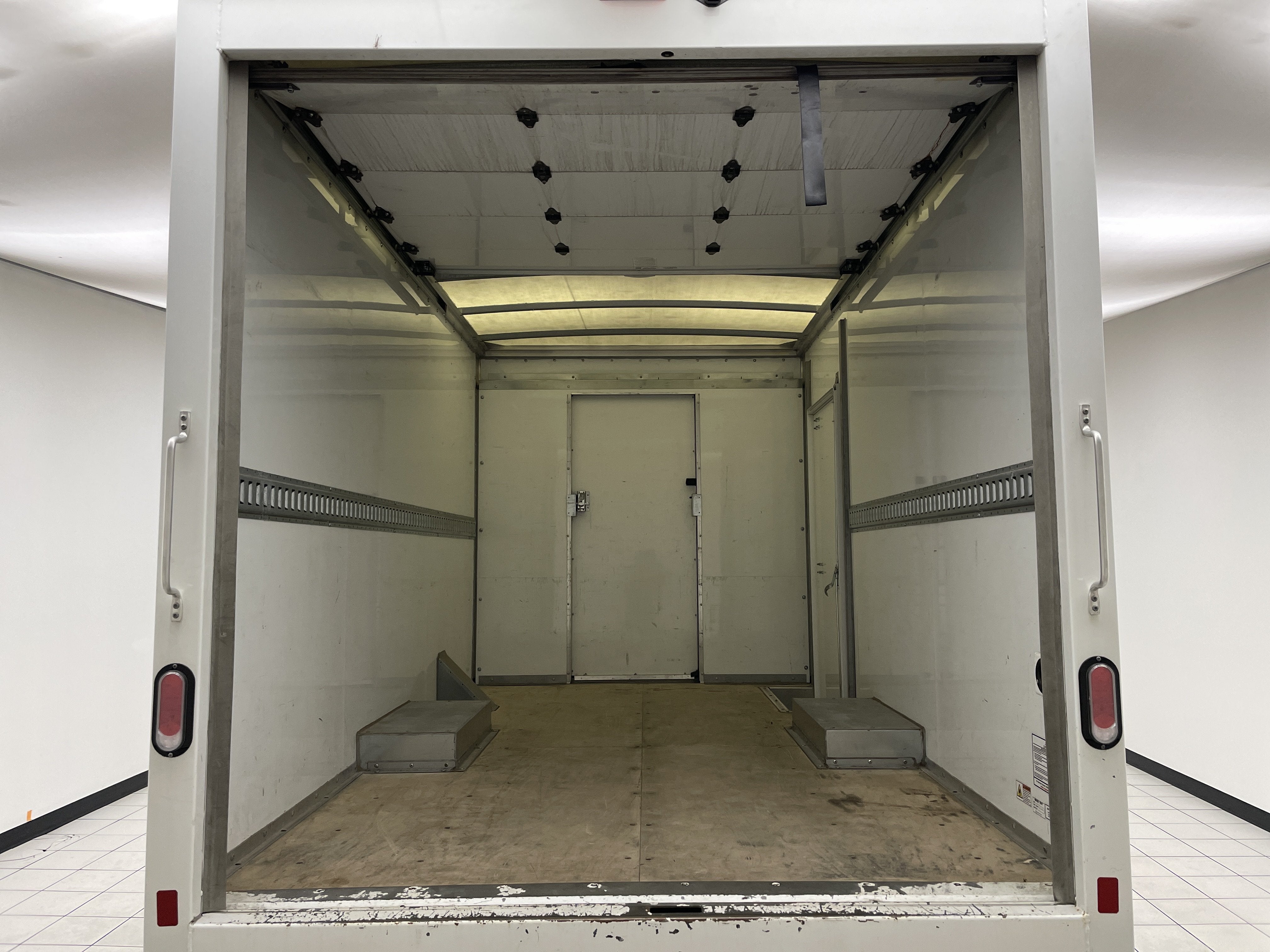 2024 Chevrolet Express Cutaway 3500 Work Van