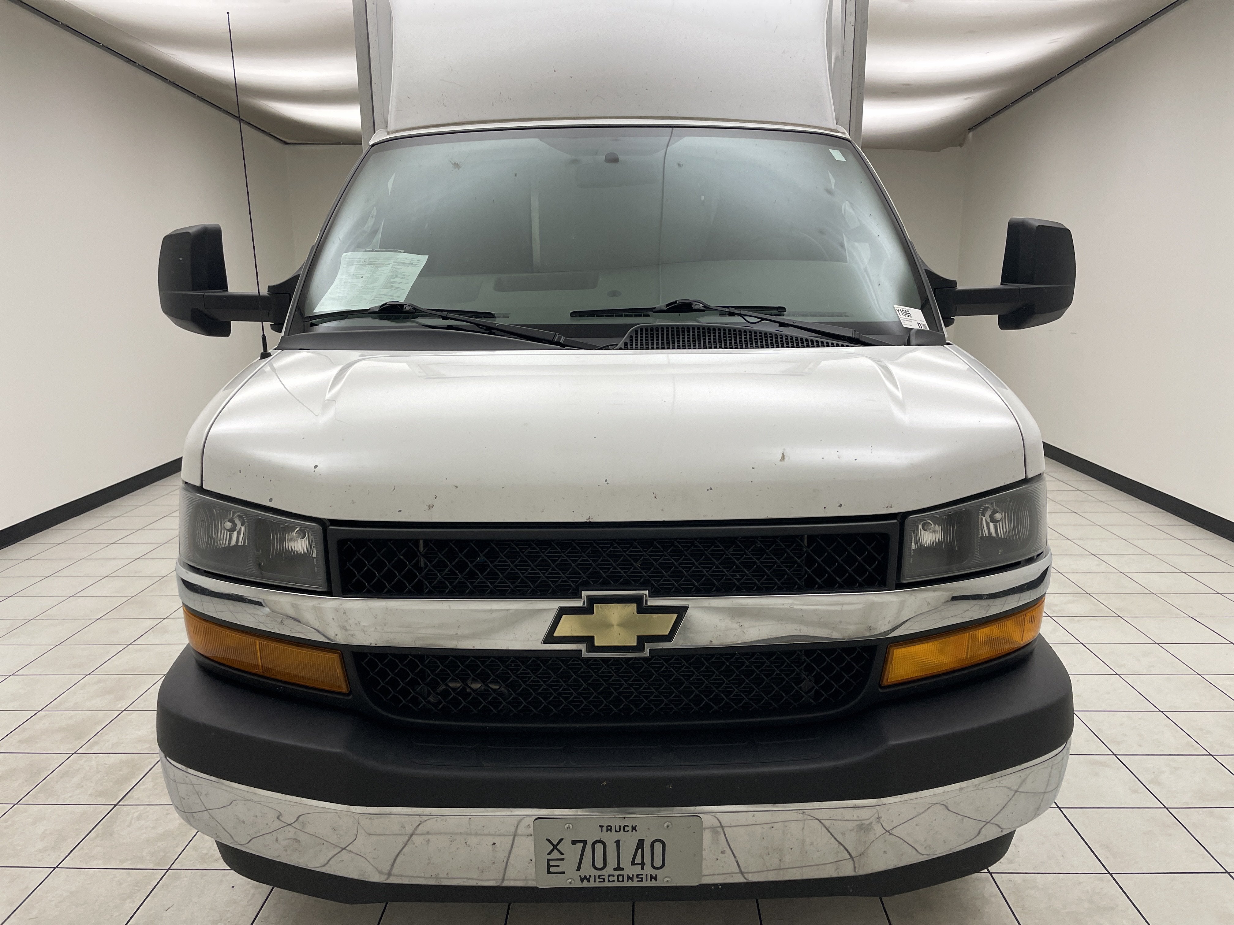 2024 Chevrolet Express Cutaway 3500 Work Van