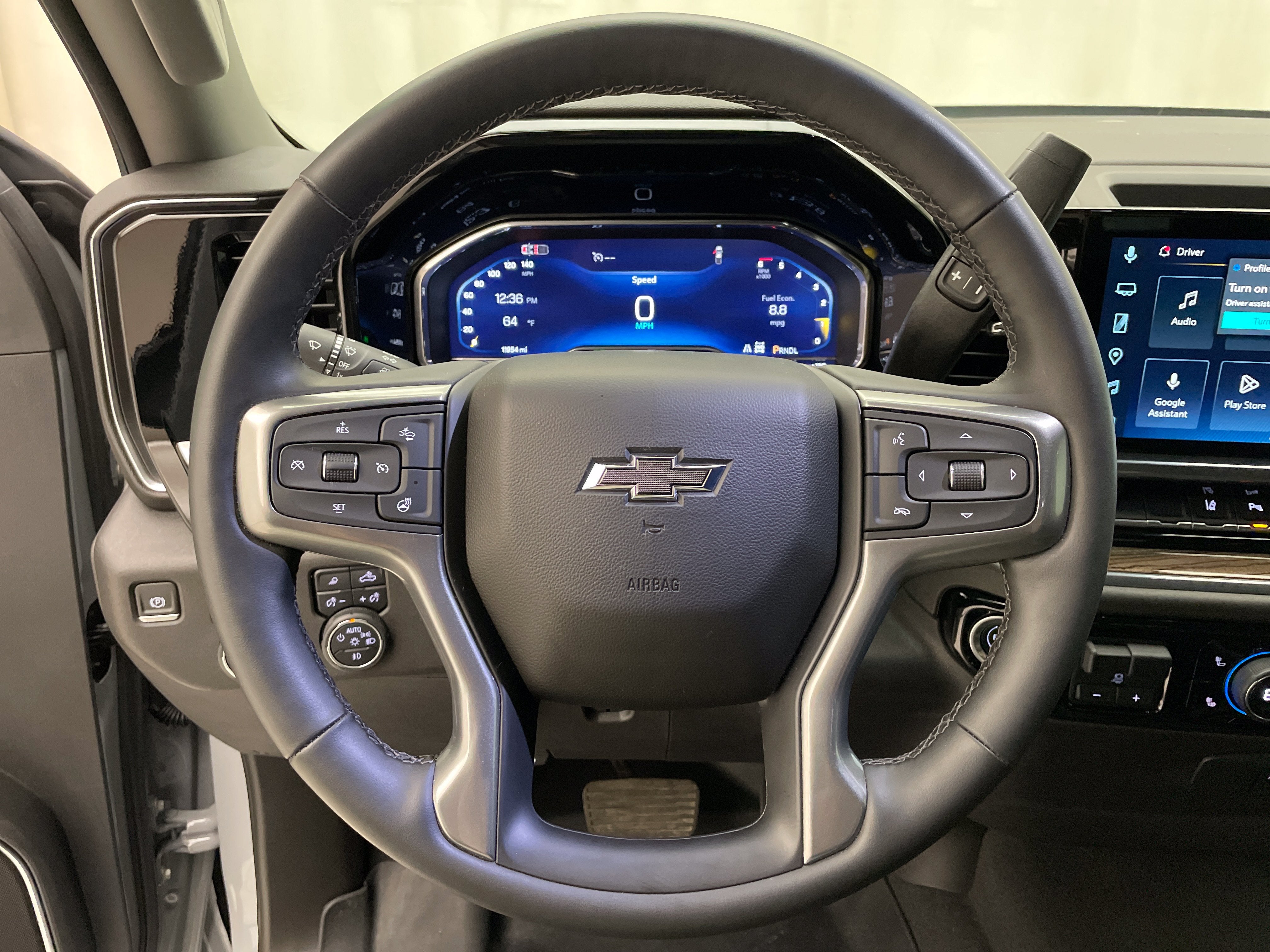 2024 Chevrolet Silverado 3500HD LT - Photo 8