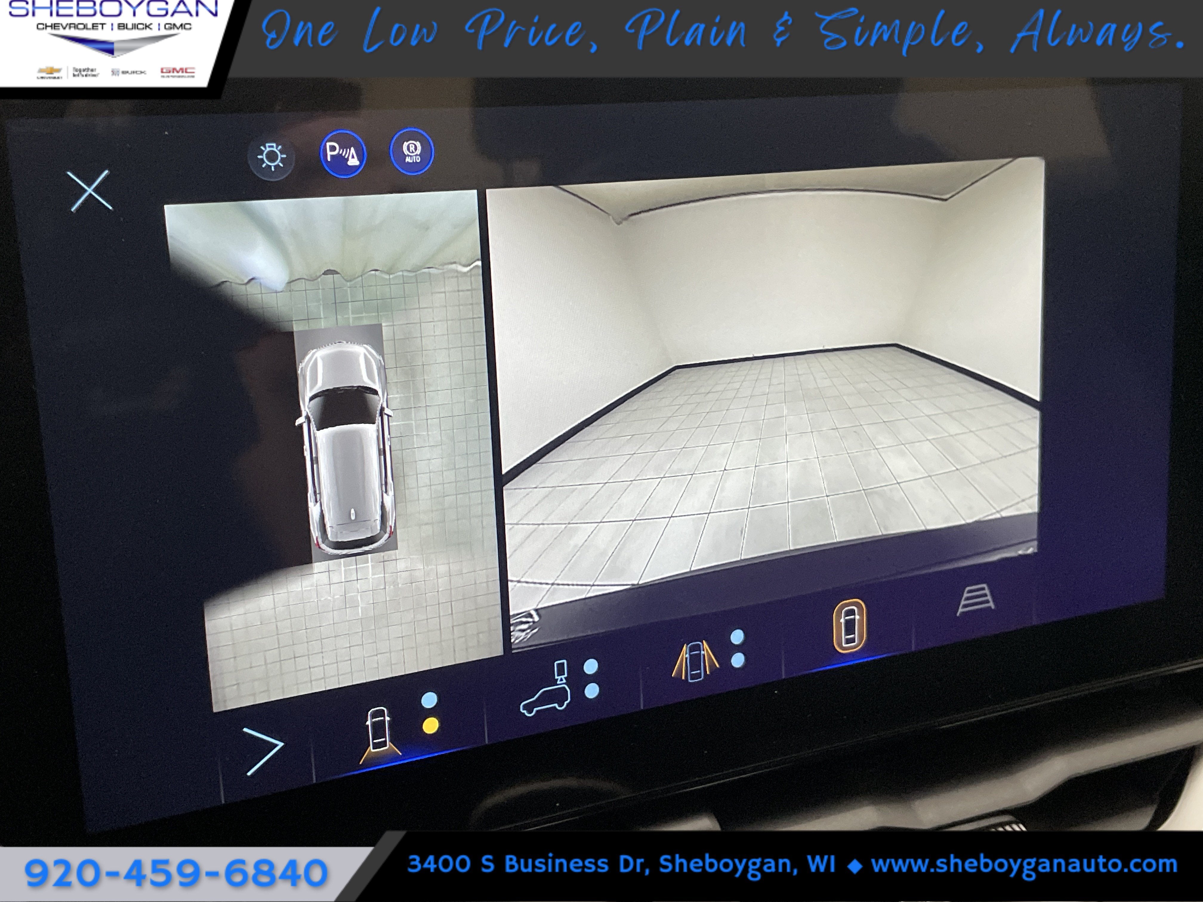 2027 Chevrolet Equinox LT - Photo 18
