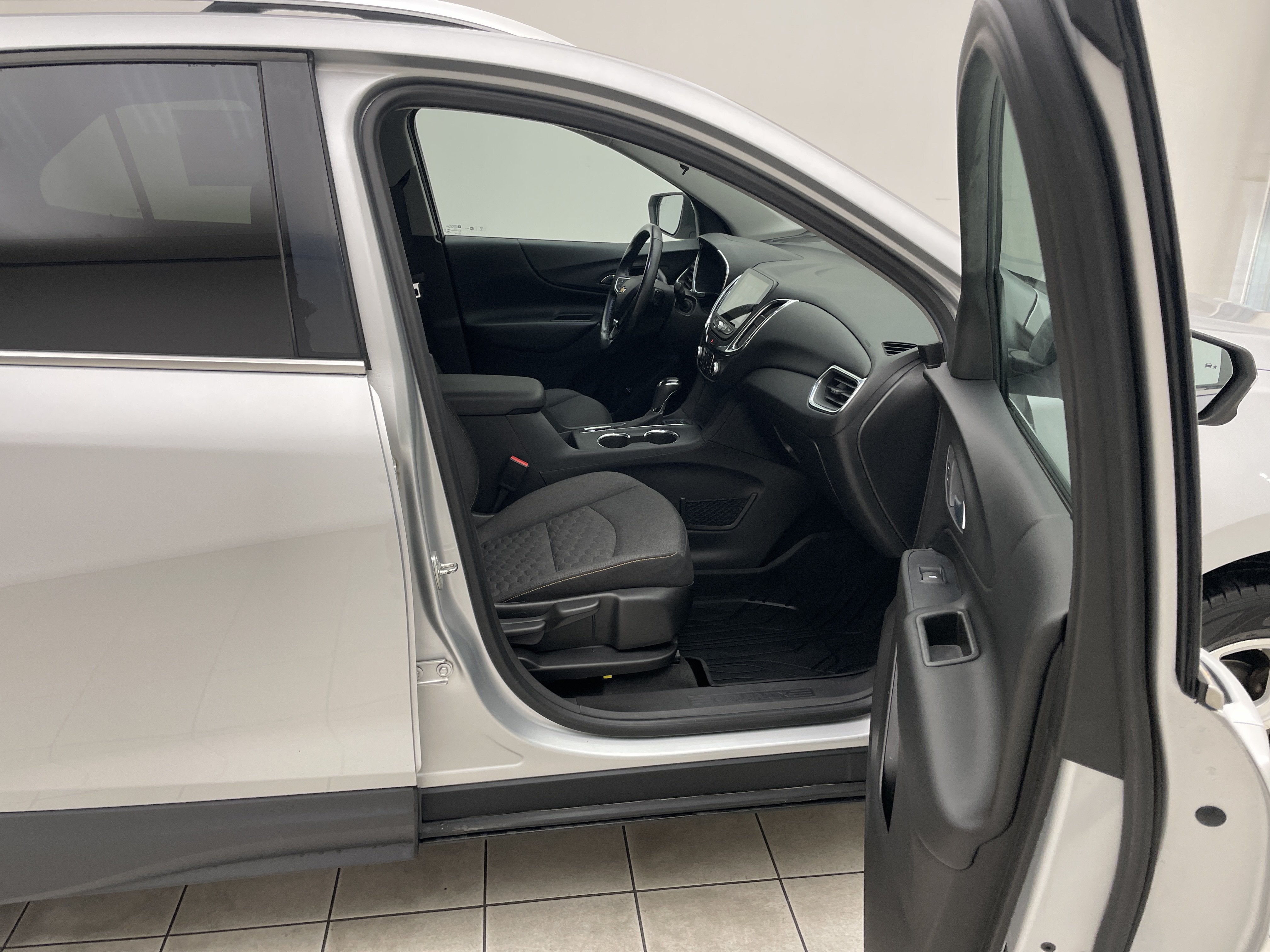 2018 Chevrolet Equinox LT - Photo 29