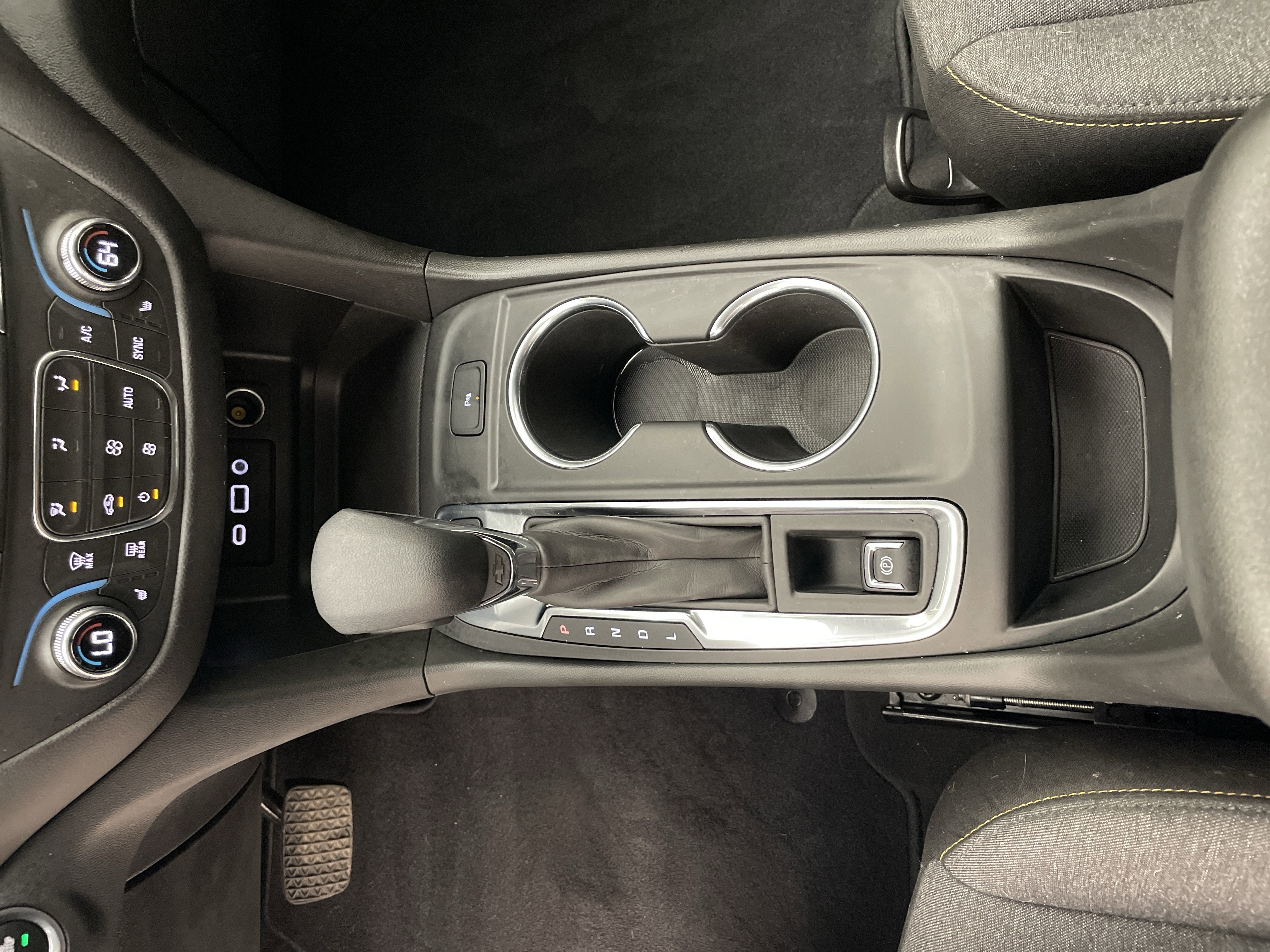 2023 Chevrolet Equinox LT - Photo 21