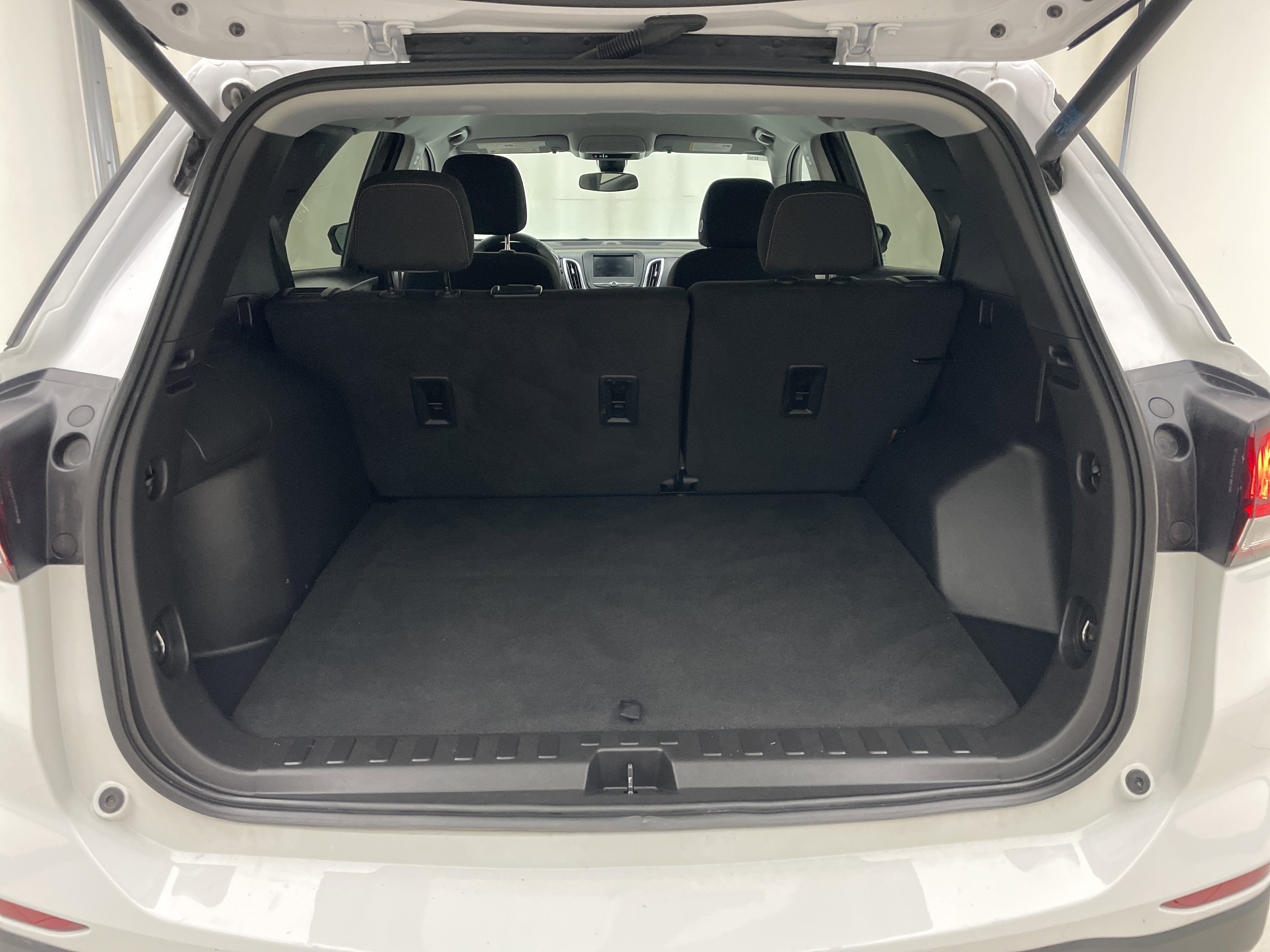 2023 Chevrolet Equinox LT - Photo 26