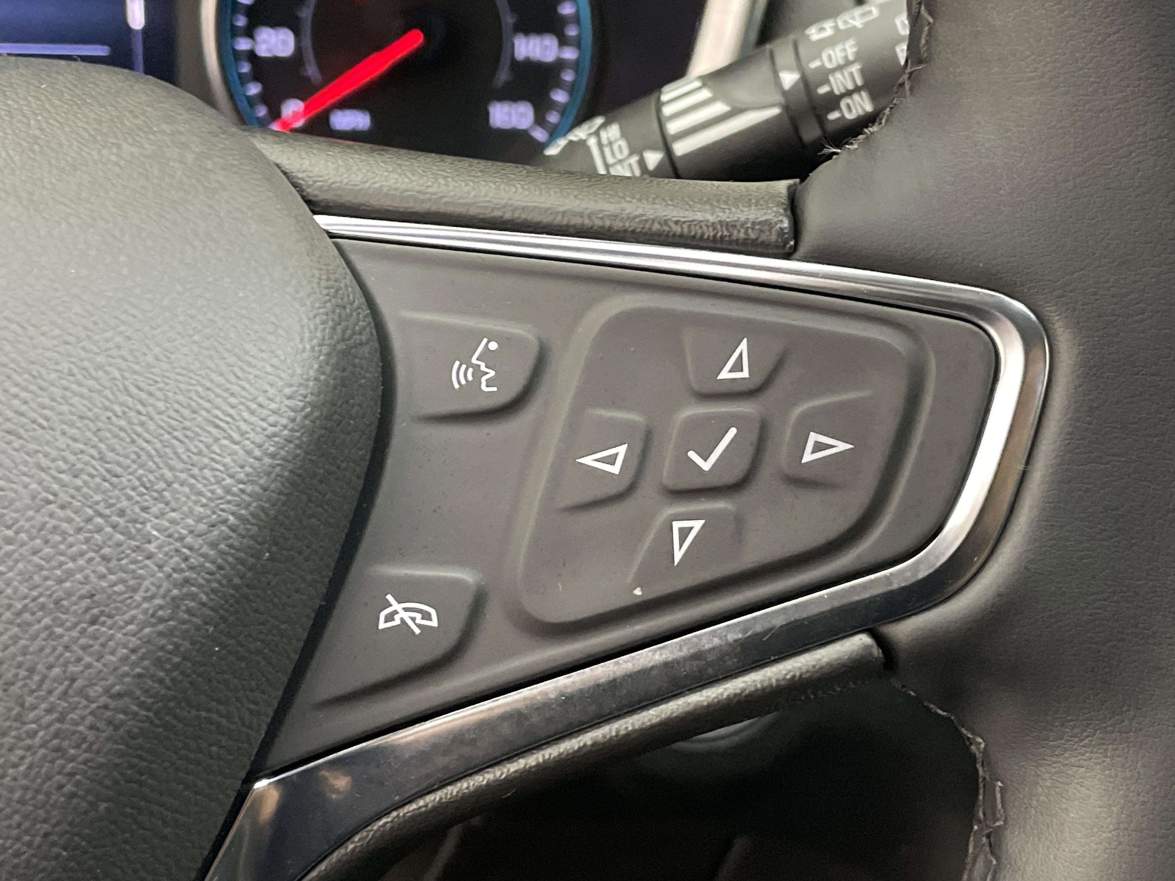 2023 Chevrolet Equinox LT - Photo 7