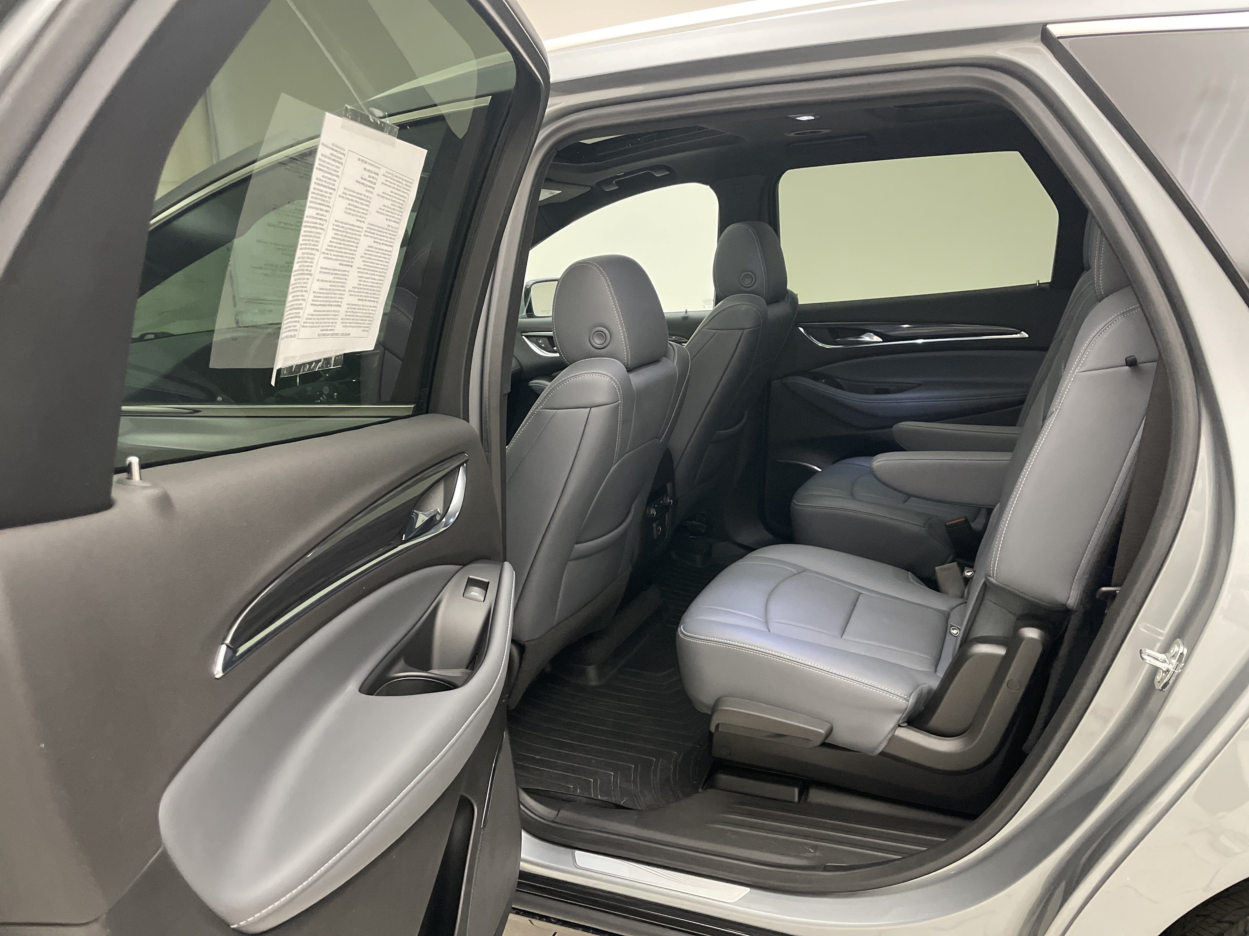 2023 Buick Enclave Essence - Photo 30