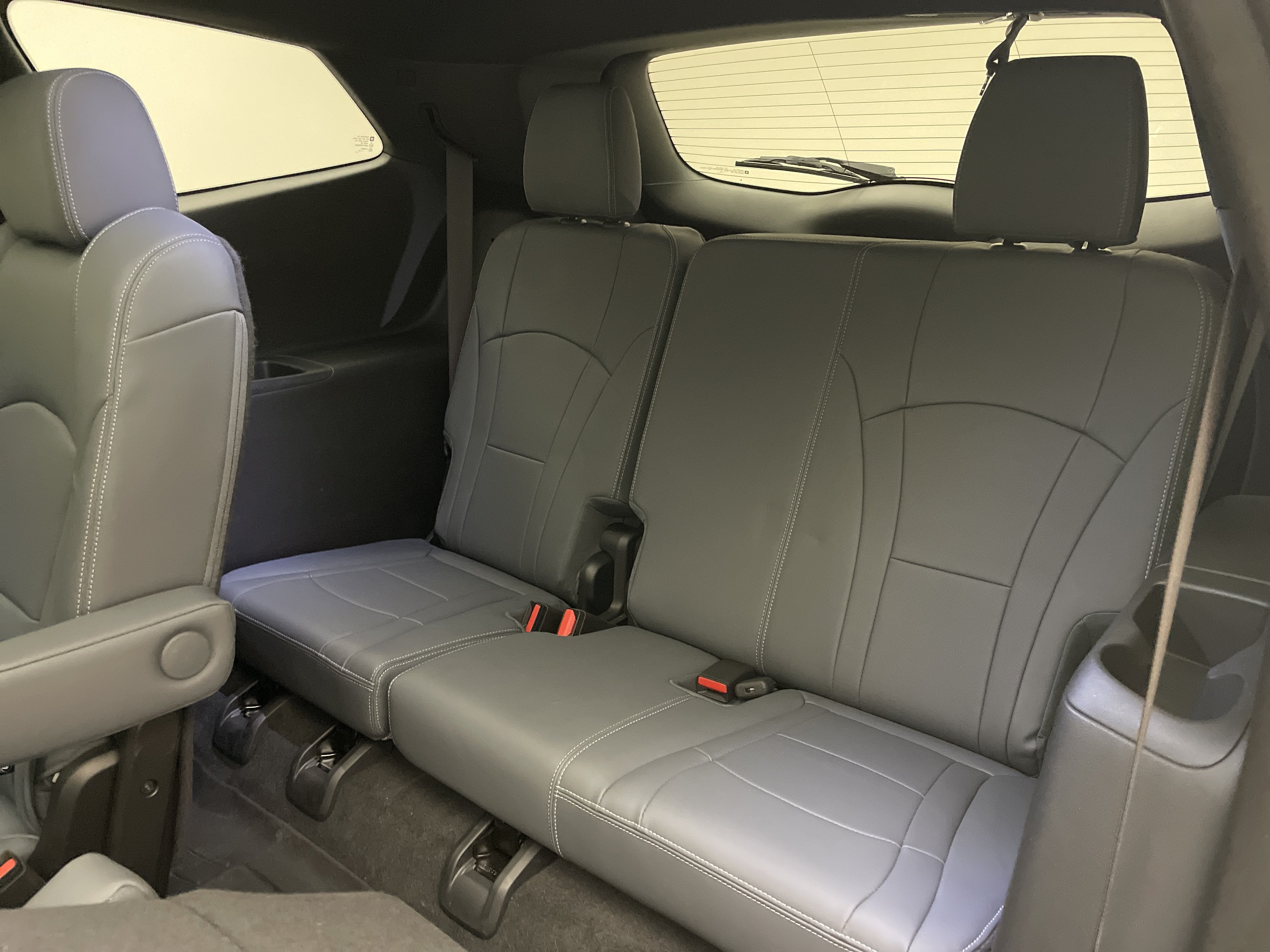 2023 Buick Enclave Essence - Photo 31
