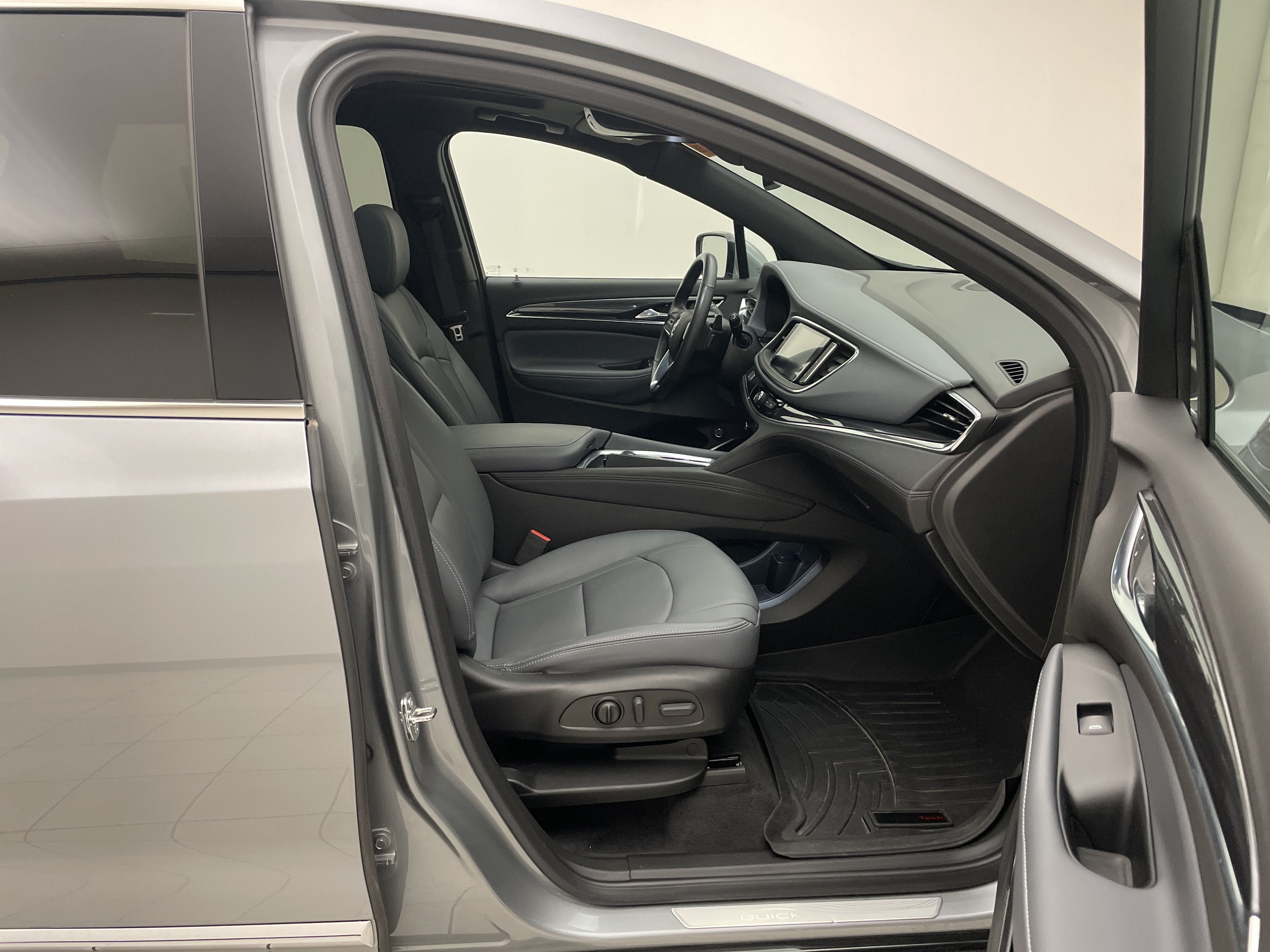 2023 Buick Enclave Essence - Photo 34