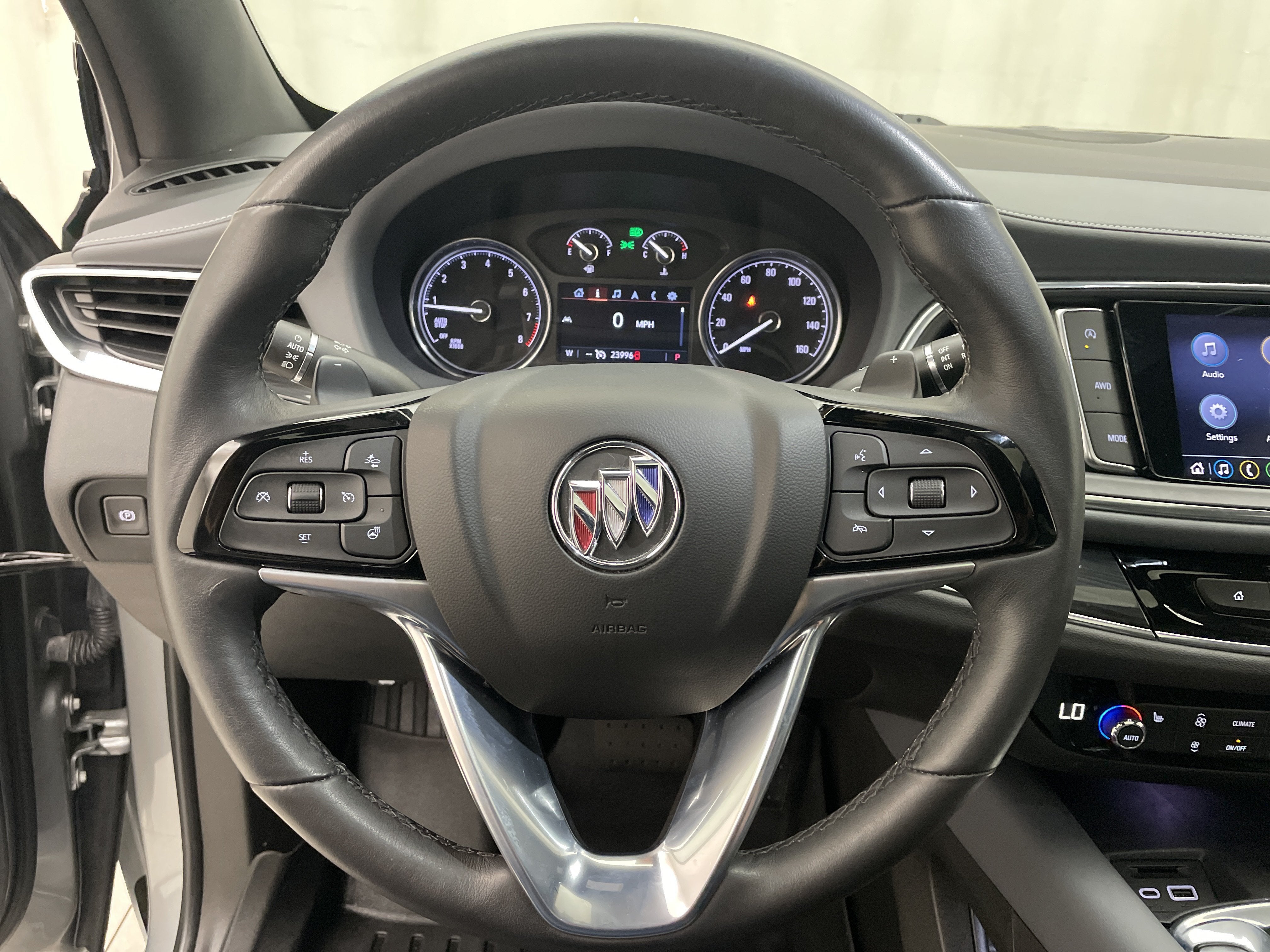 2023 Buick Enclave Essence - Photo 8