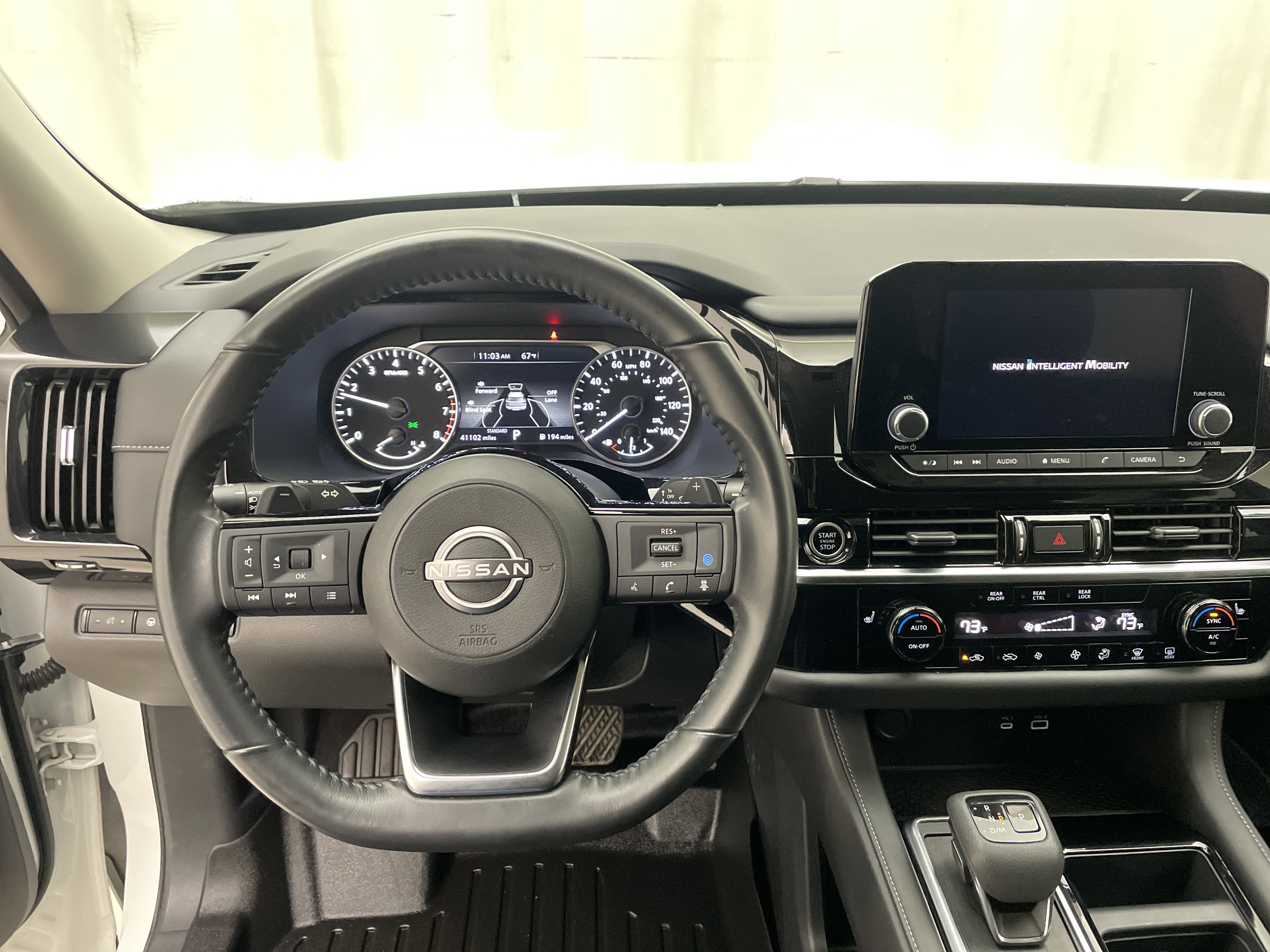 2023 Nissan Pathfinder SV FWD