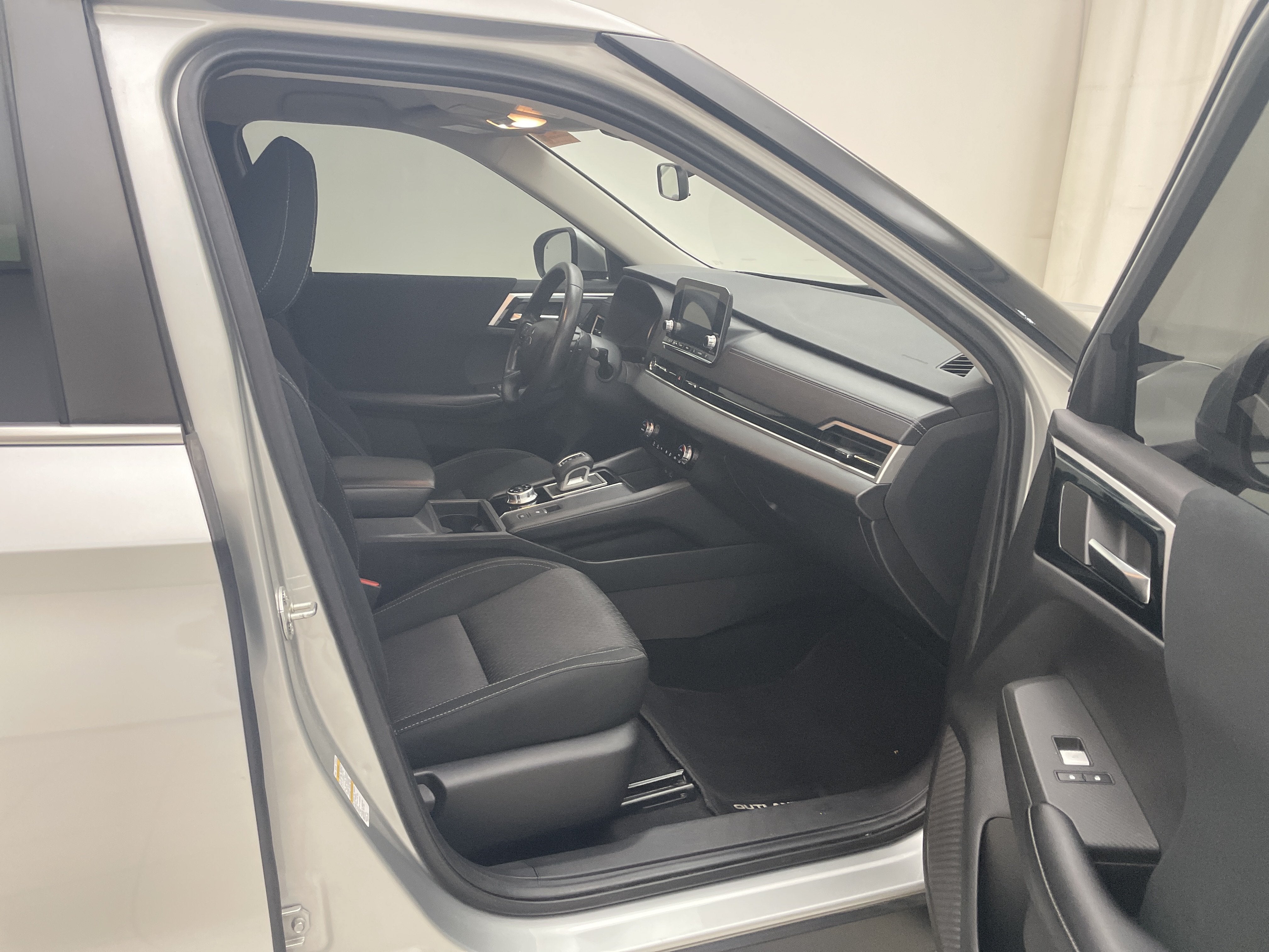 2022 Mitsubishi Outlander ES 2.5 S-AWC
