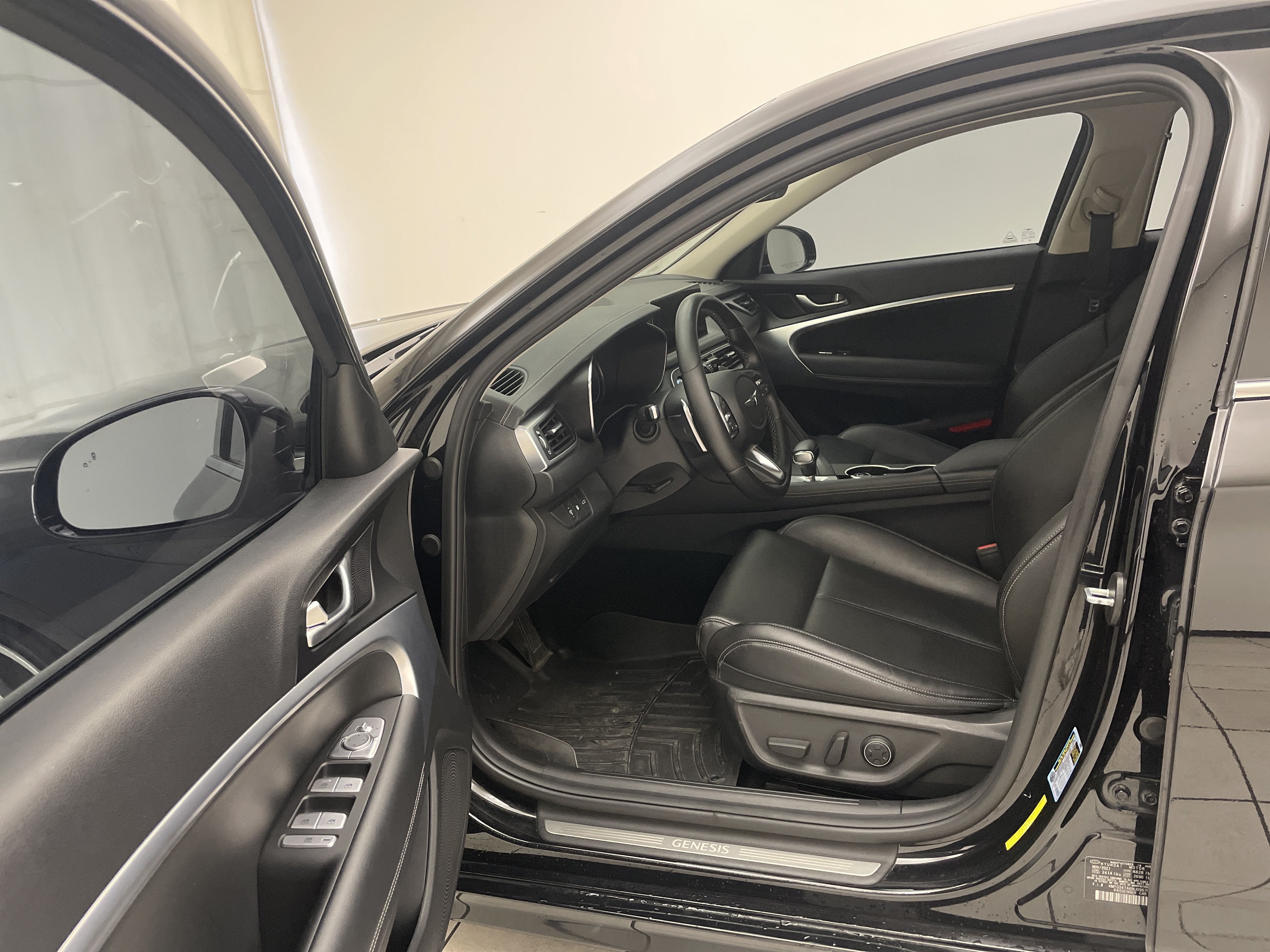 2022 Genesis G70 2.0T AWD