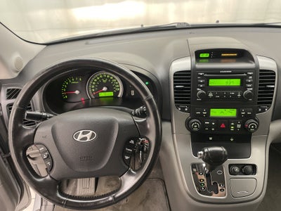 2007 Hyundai Entourage GLS