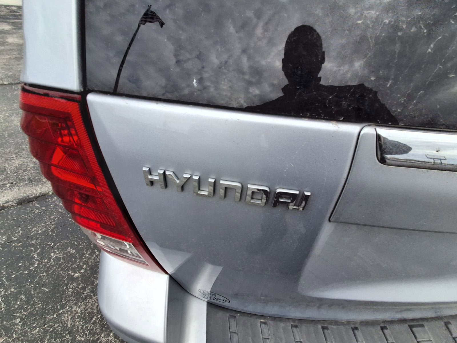 2007 Hyundai Entourage GLS
