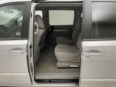 2007 Hyundai Entourage GLS