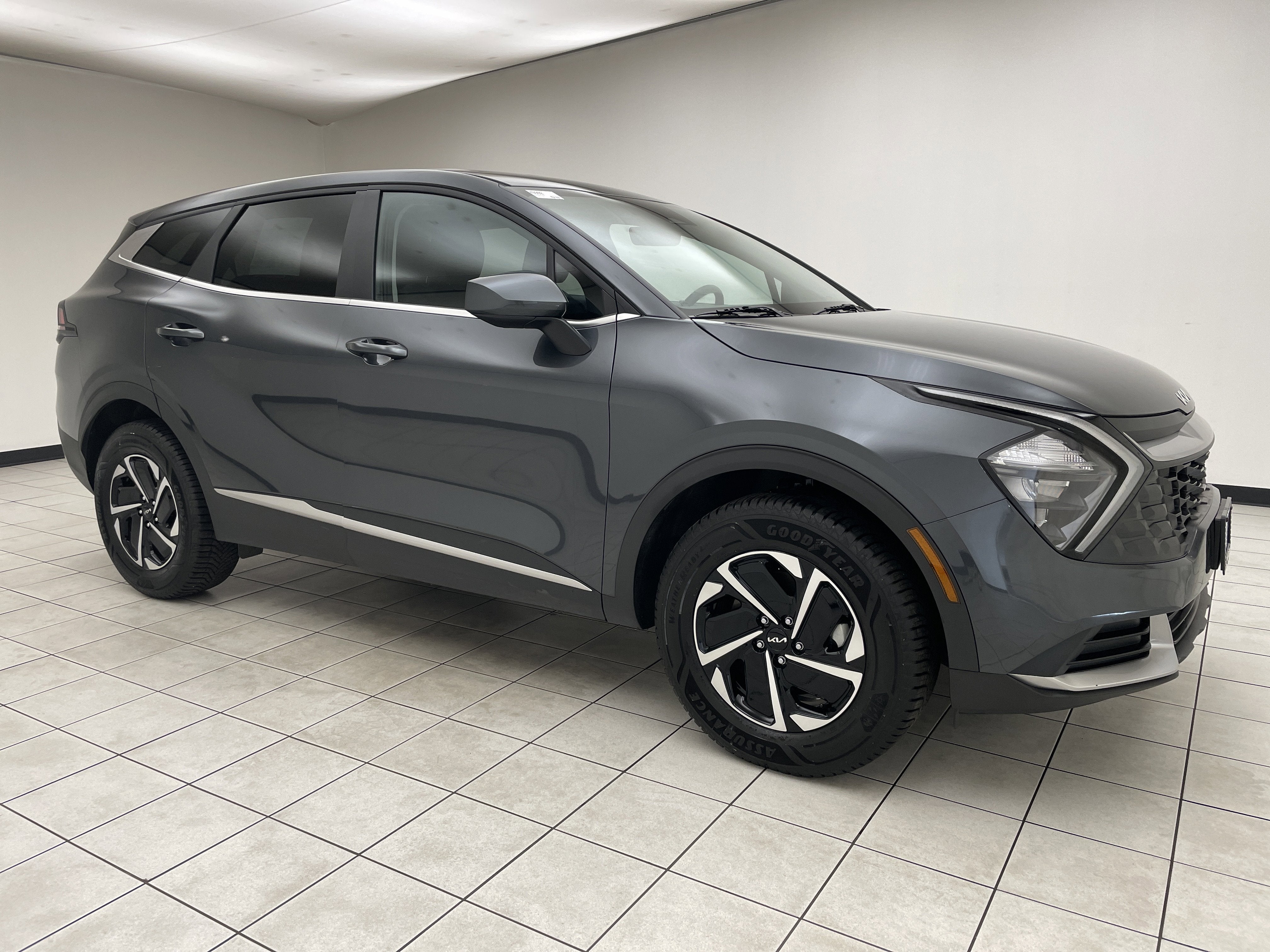 2023 Kia Sportage Hybrid LX
