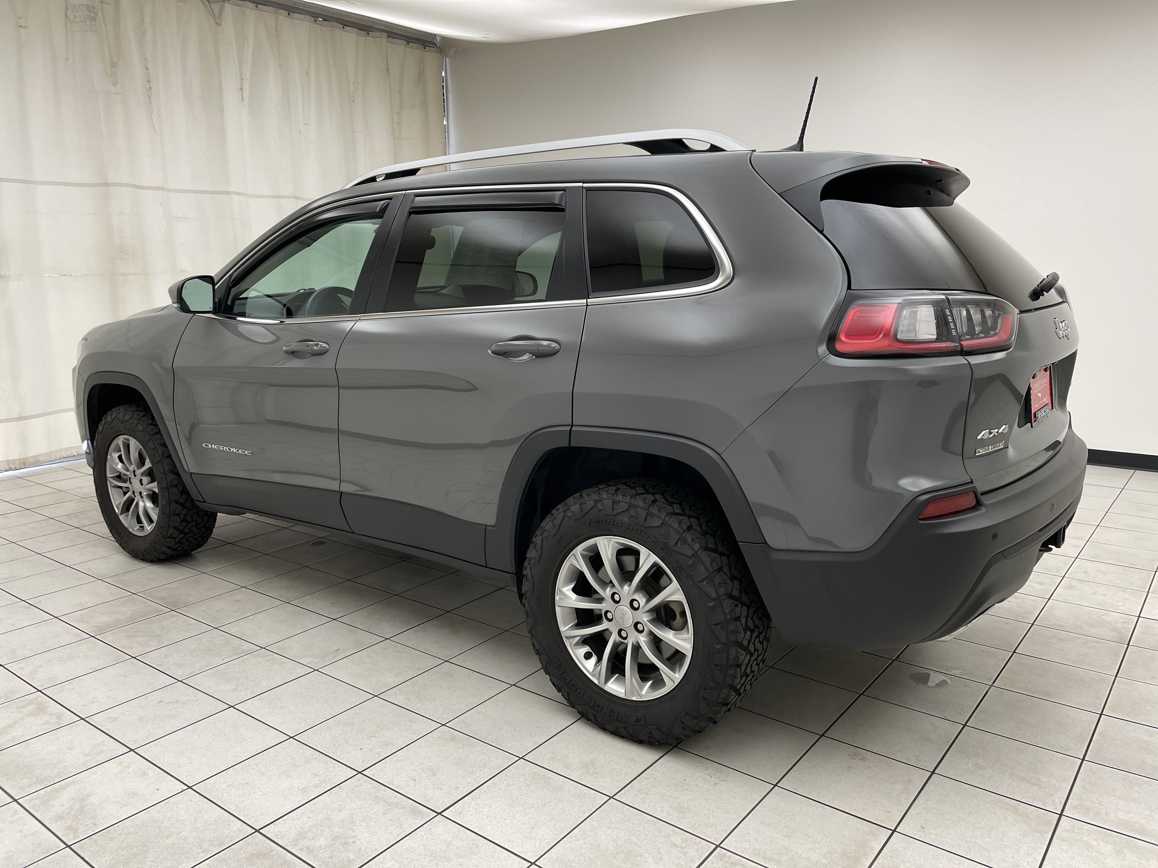 2021 Jeep Cherokee Latitude Lux 4x4
