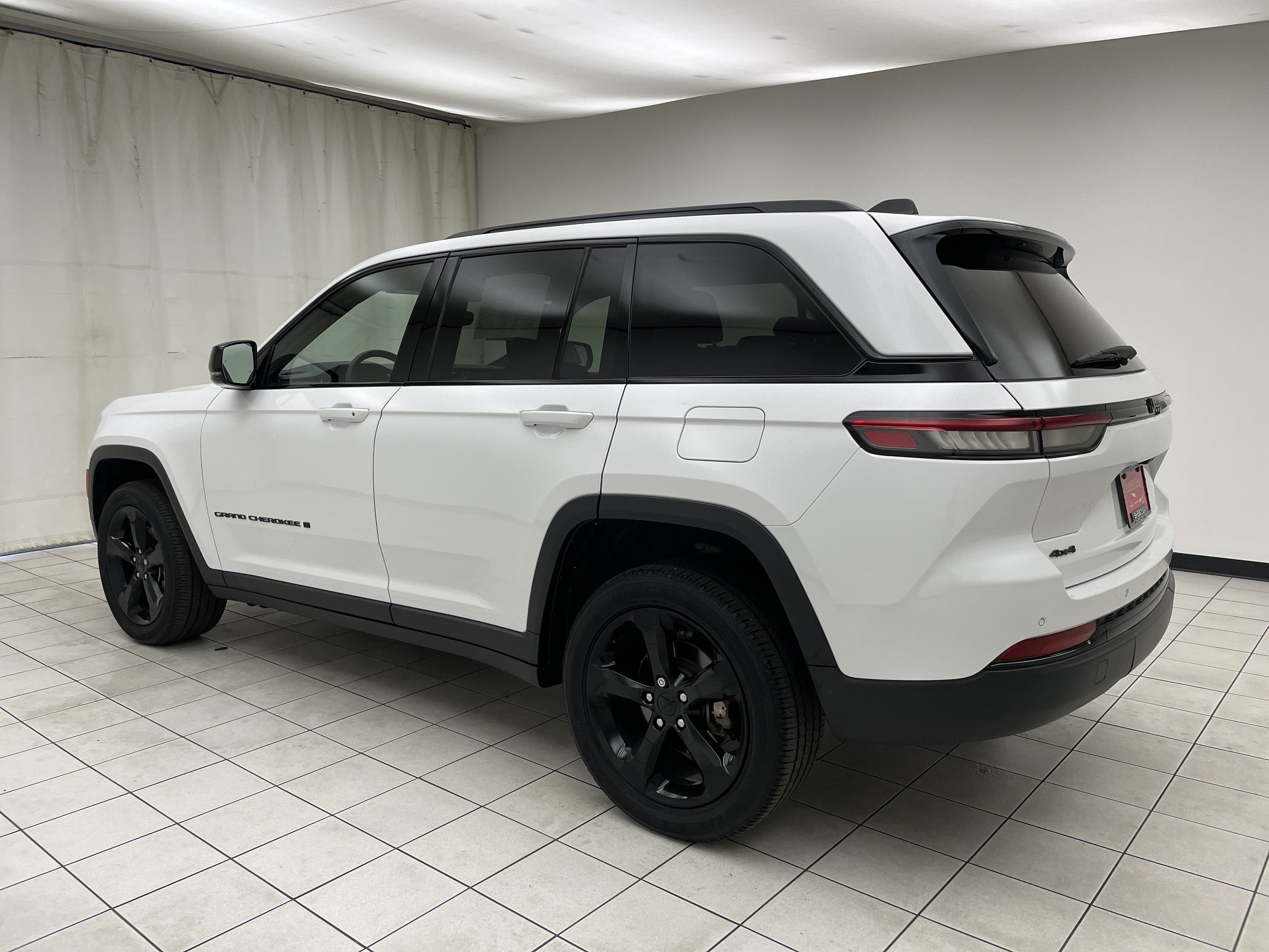 2023 Jeep Grand Cherokee Altitude X 4x4