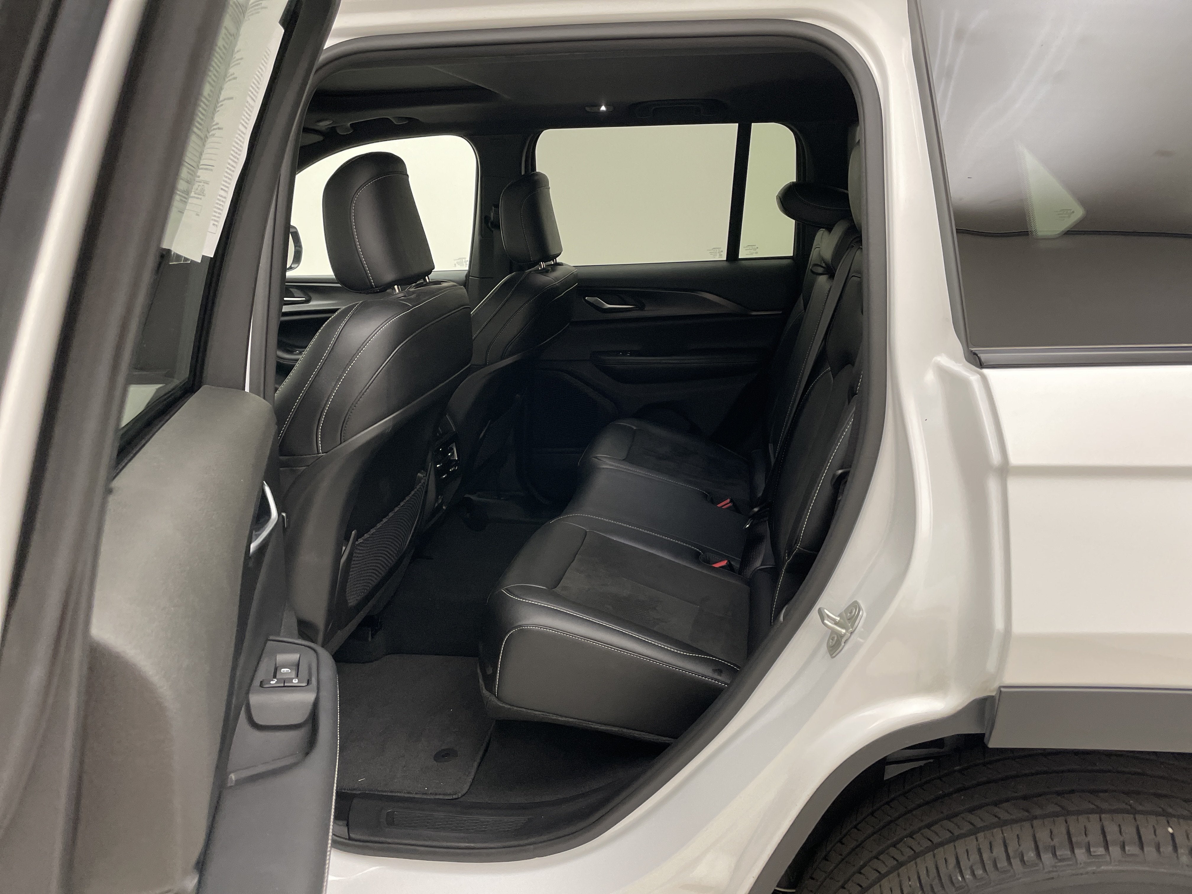2023 Jeep Grand Cherokee Altitude X 4x4