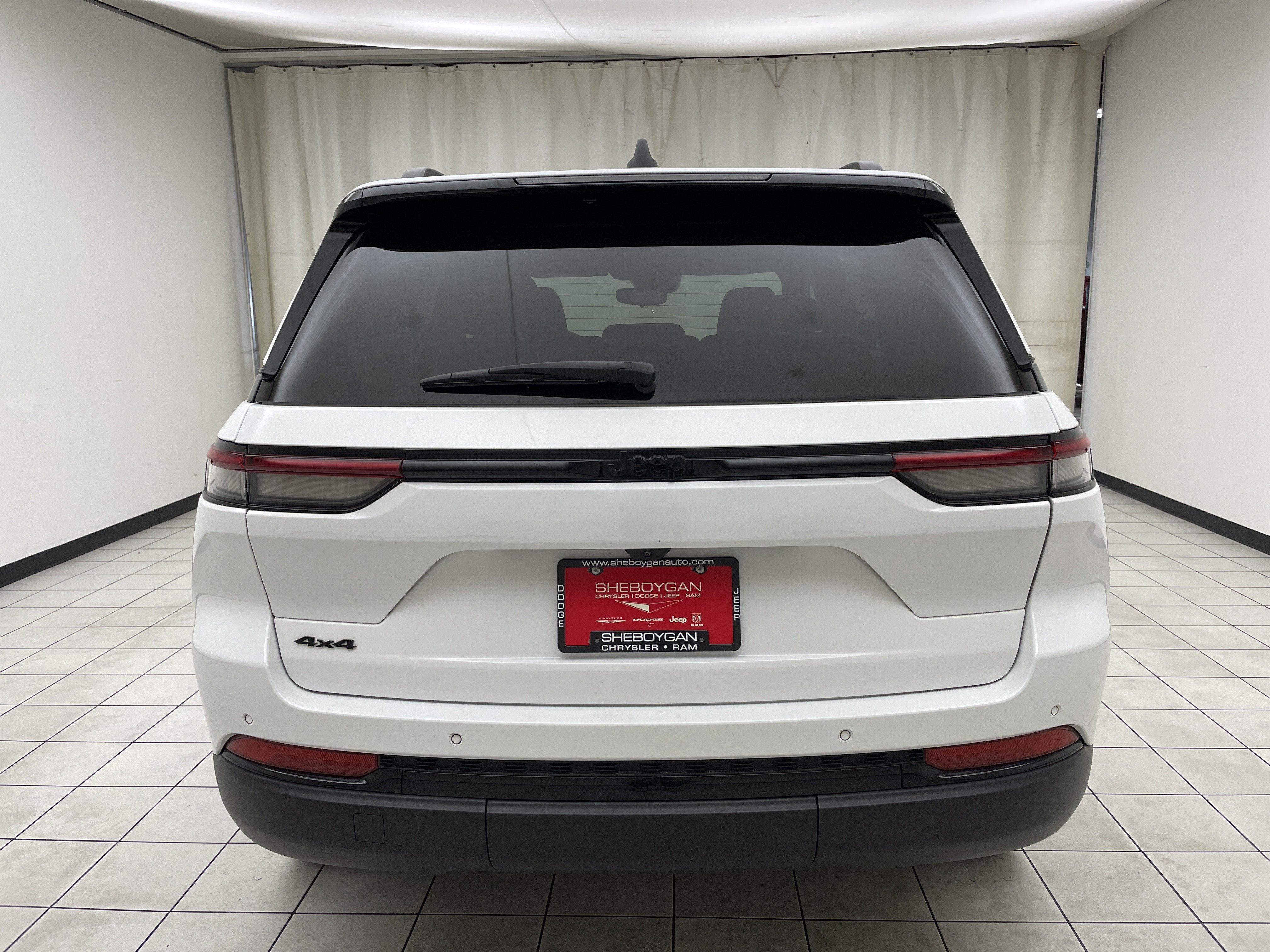 2023 Jeep Grand Cherokee Altitude X 4x4