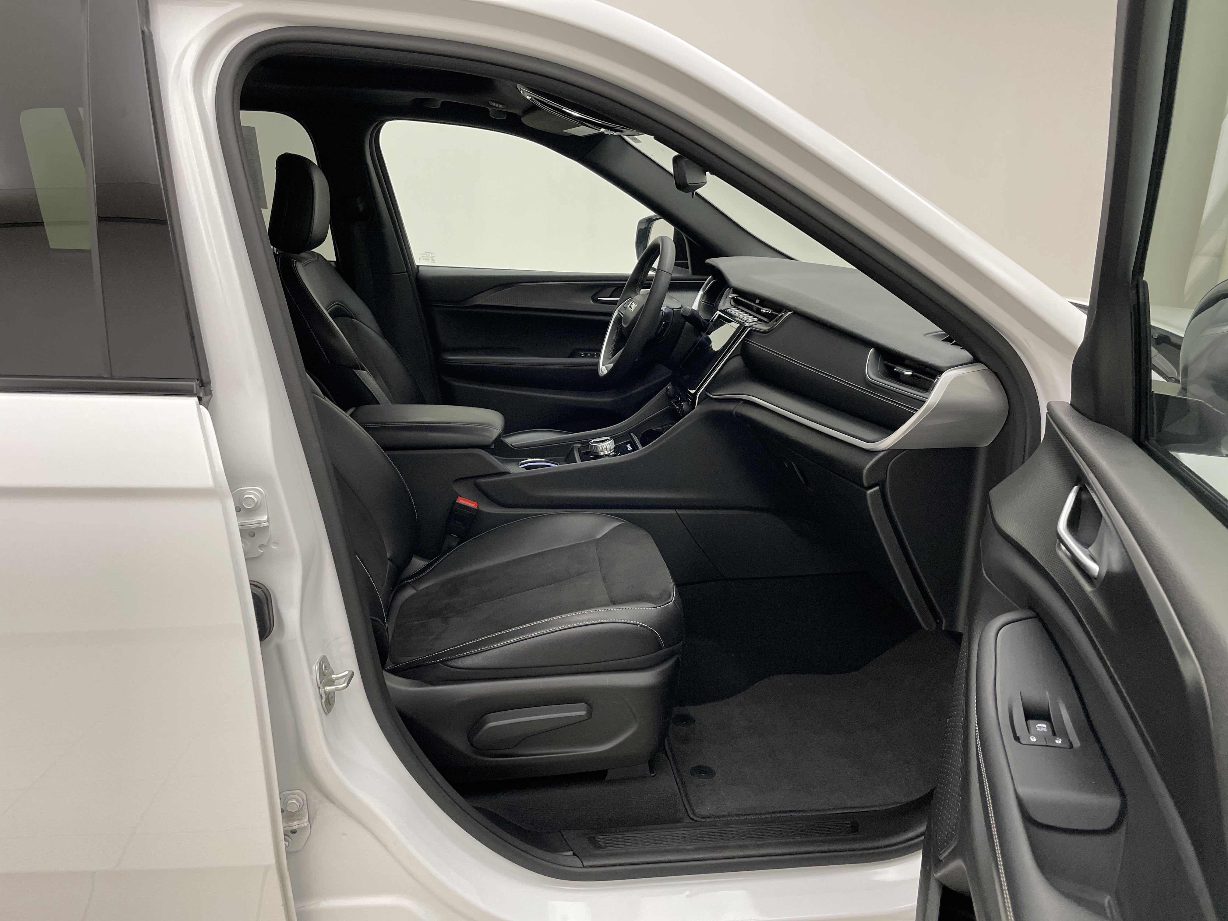 2023 Jeep Grand Cherokee Altitude X 4x4