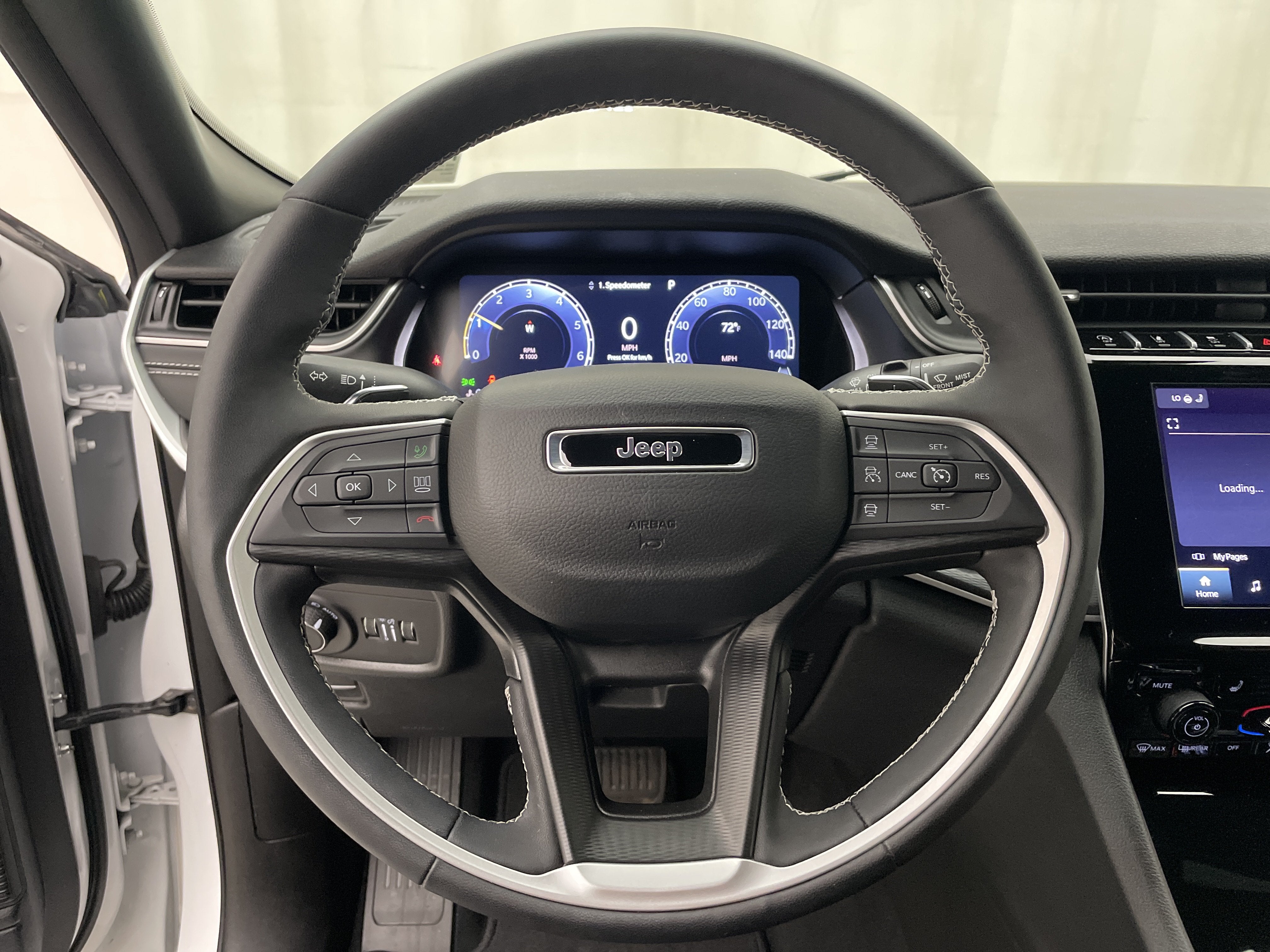 2024 Jeep Grand Cherokee L Altitude X 4x4