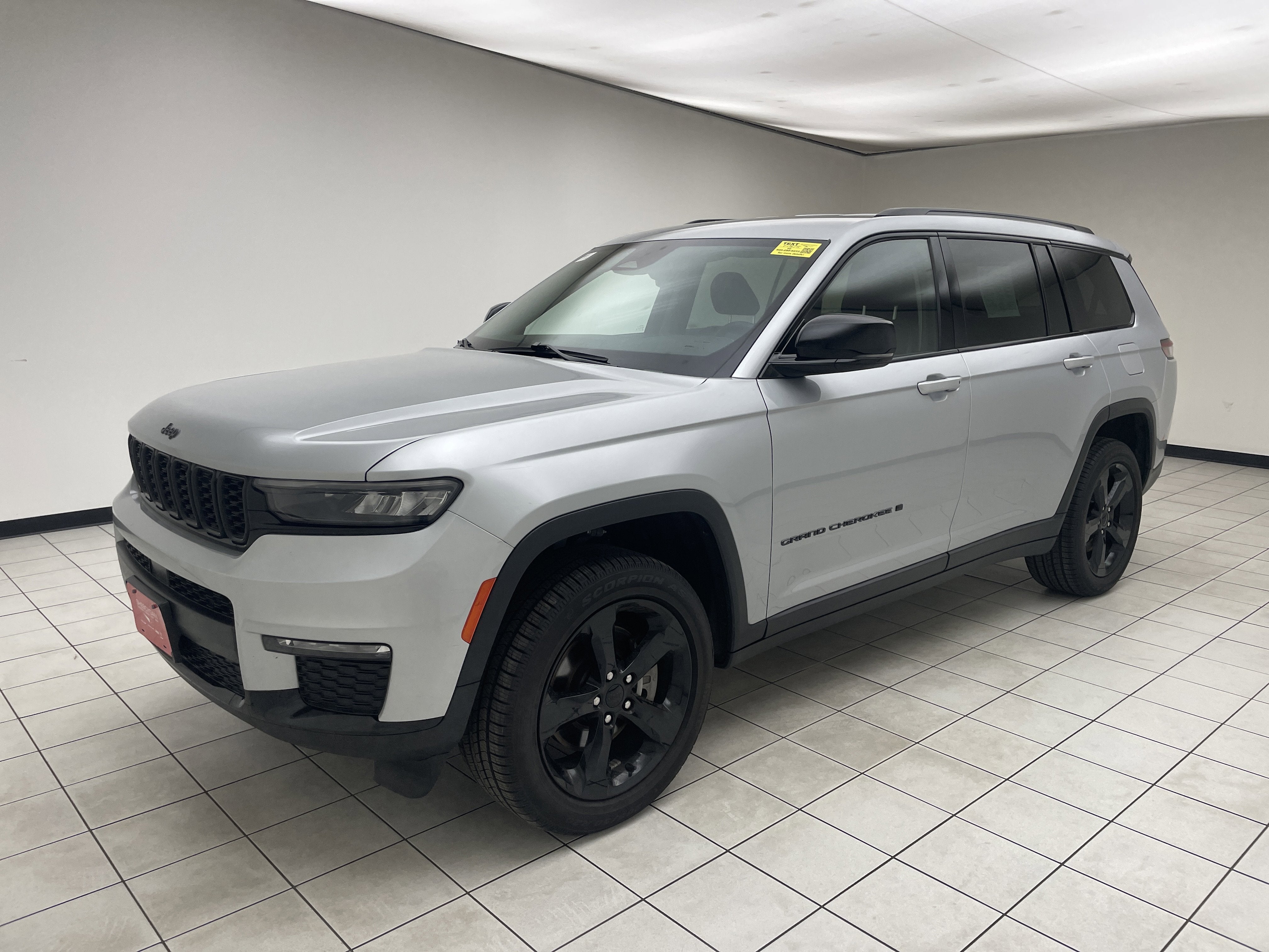 2023 Jeep Grand Cherokee L Limited 4x4