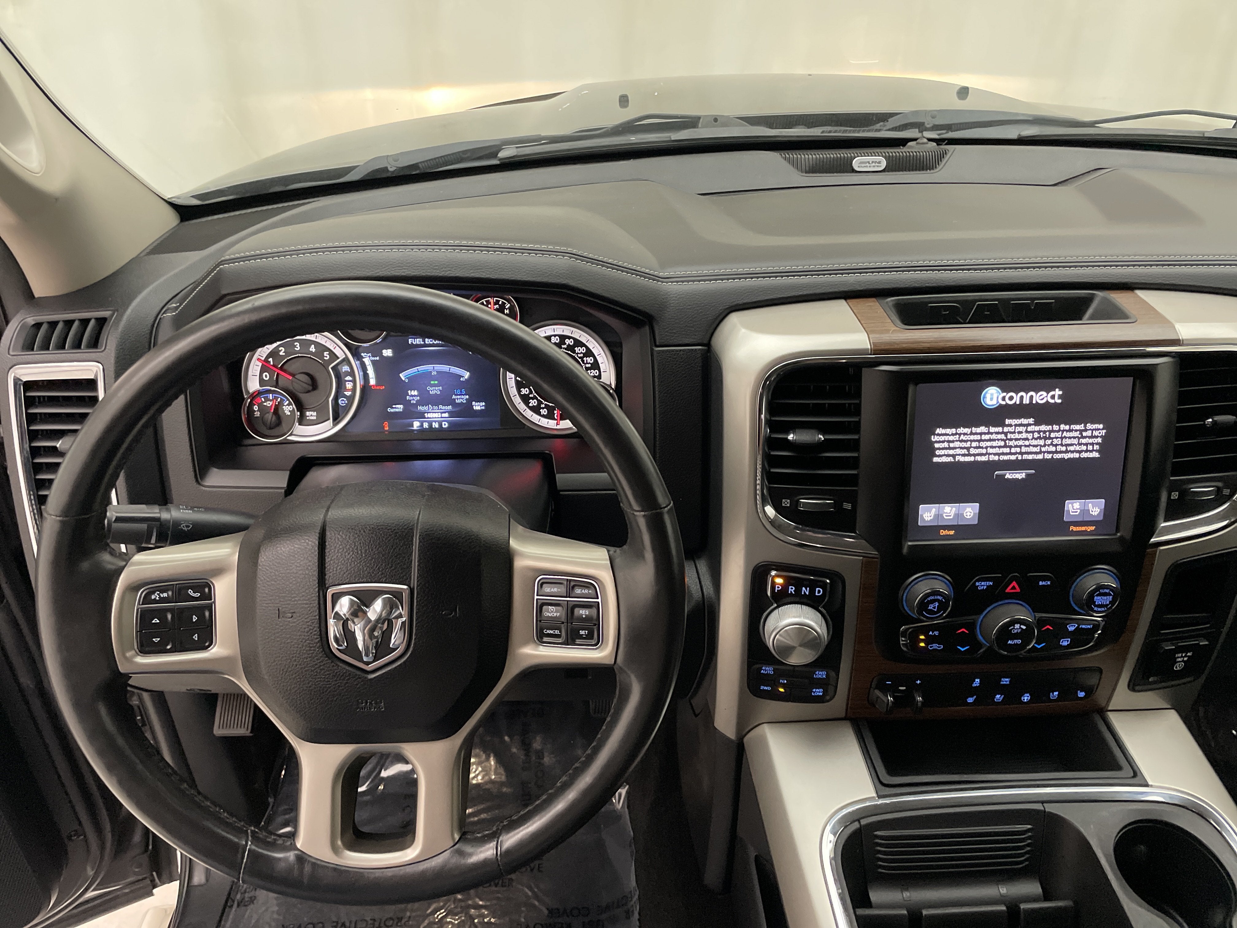 2016 RAM 1500 Laramie
