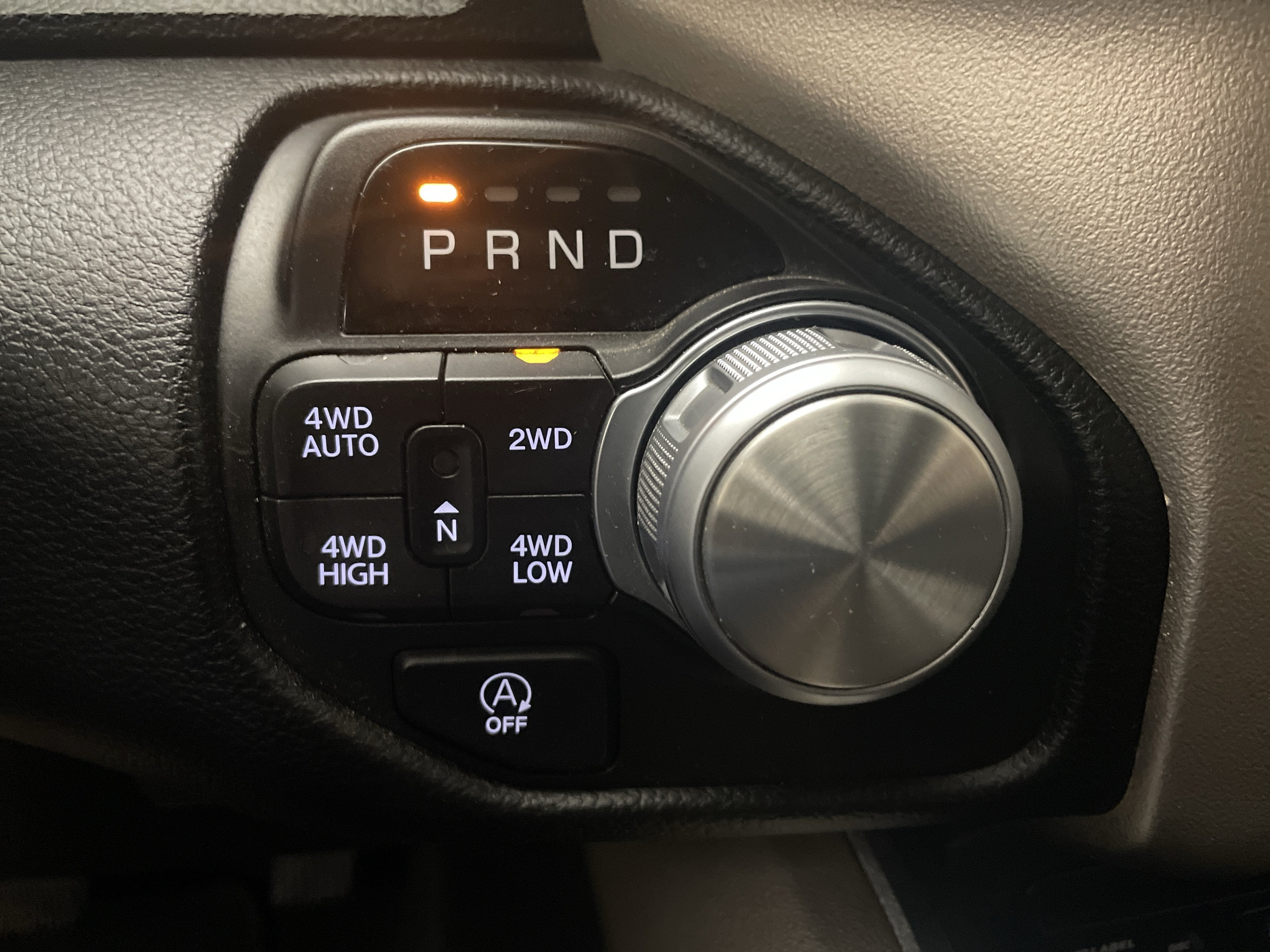 2019 RAM 1500 Laramie Crew Cab 4x4 5'7' Box